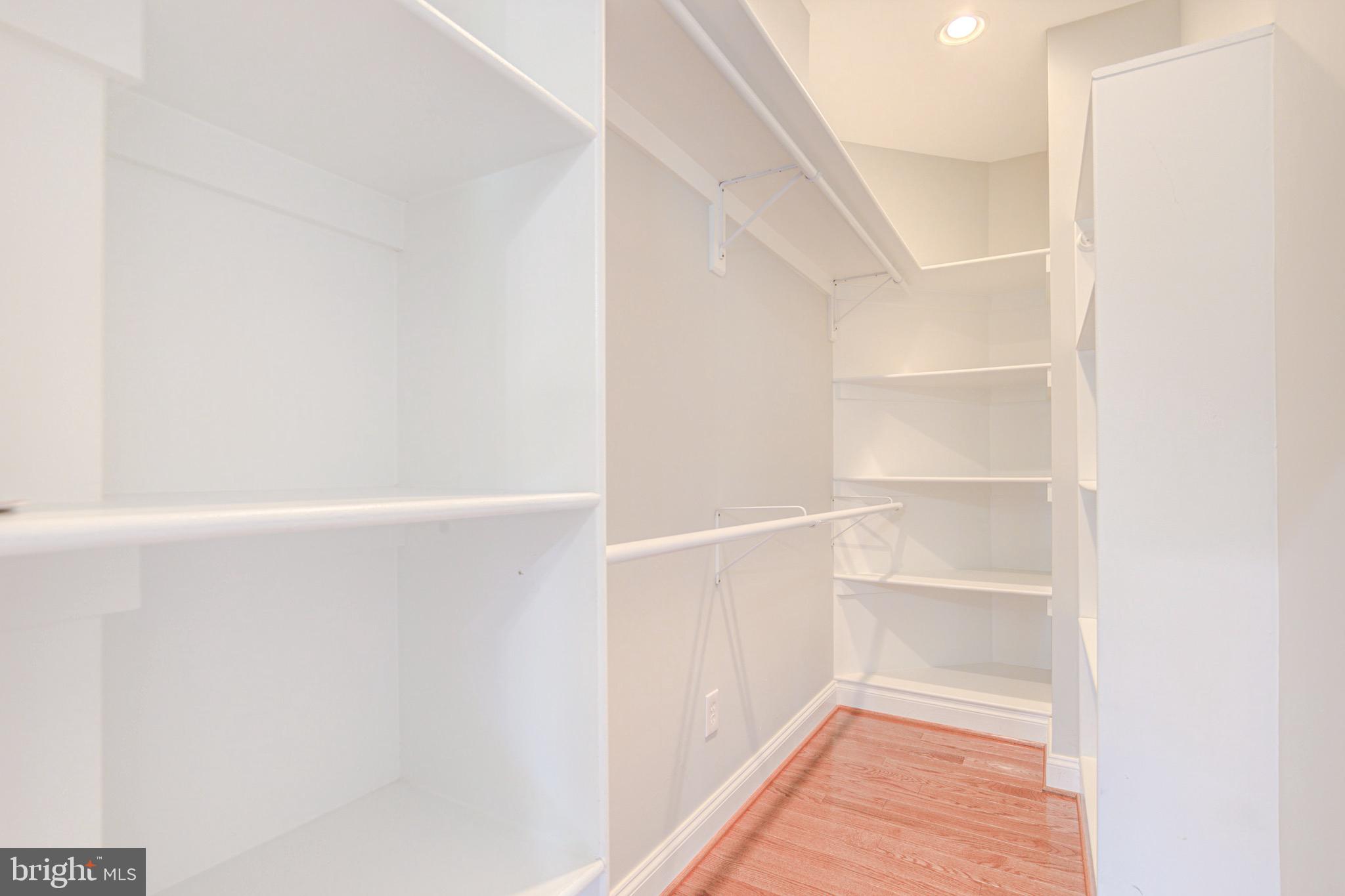 WEST LAWN - Residential