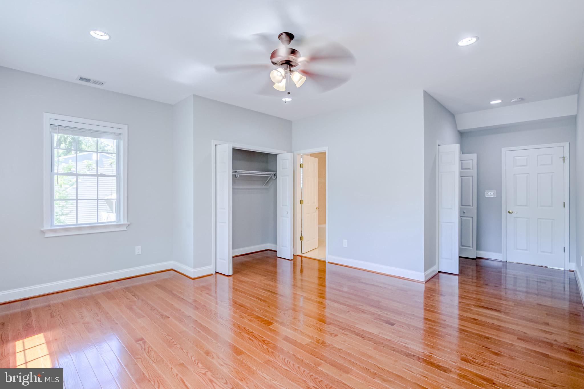 WEST LAWN - Residential