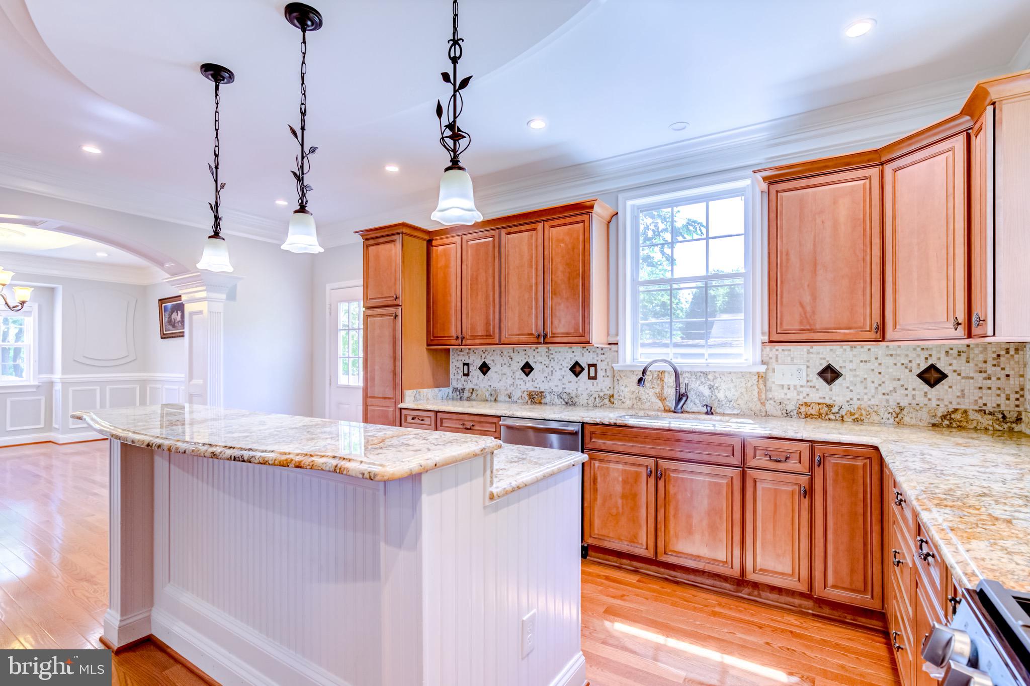 WEST LAWN - Residential