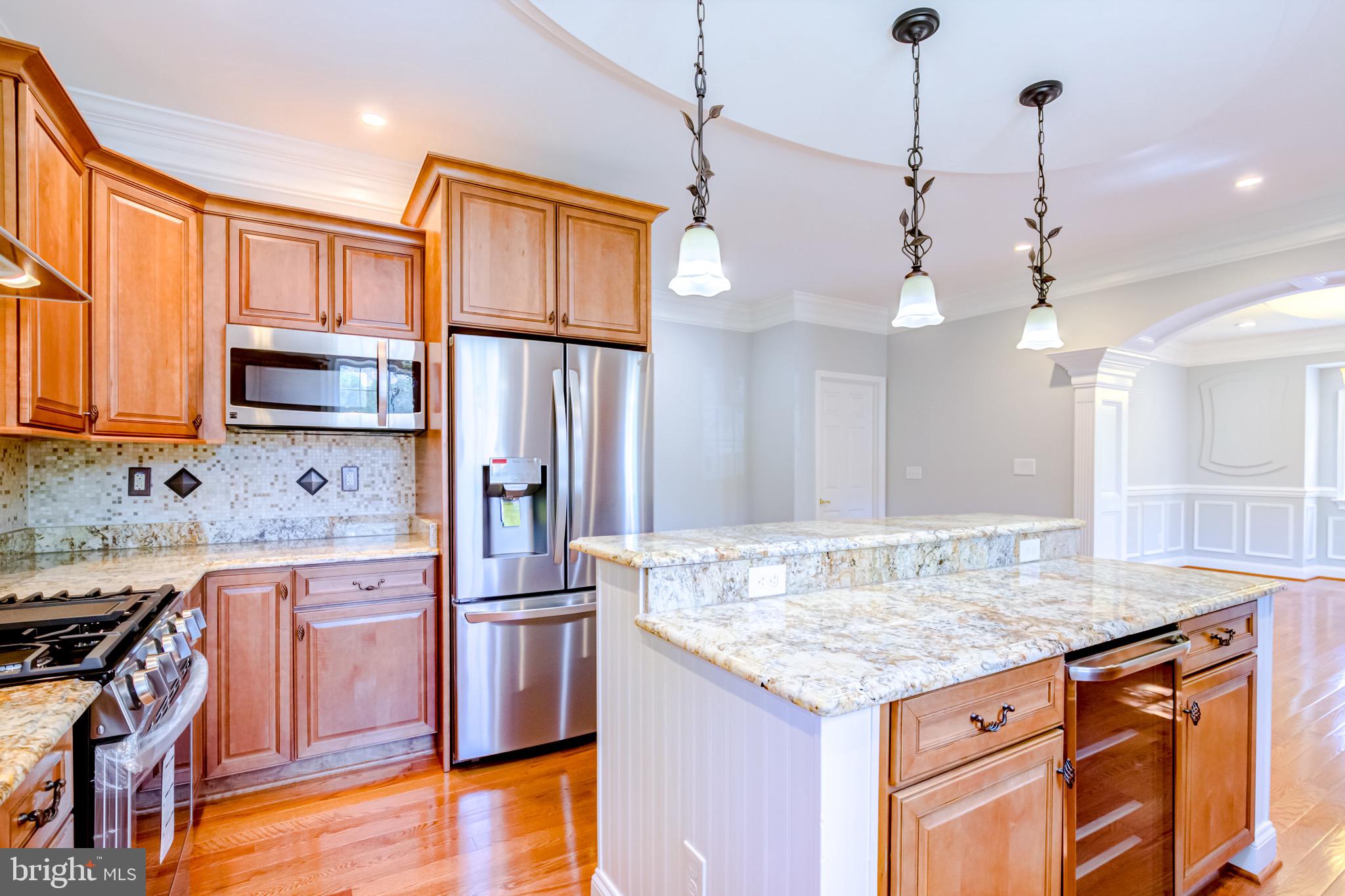 WEST LAWN - Residential