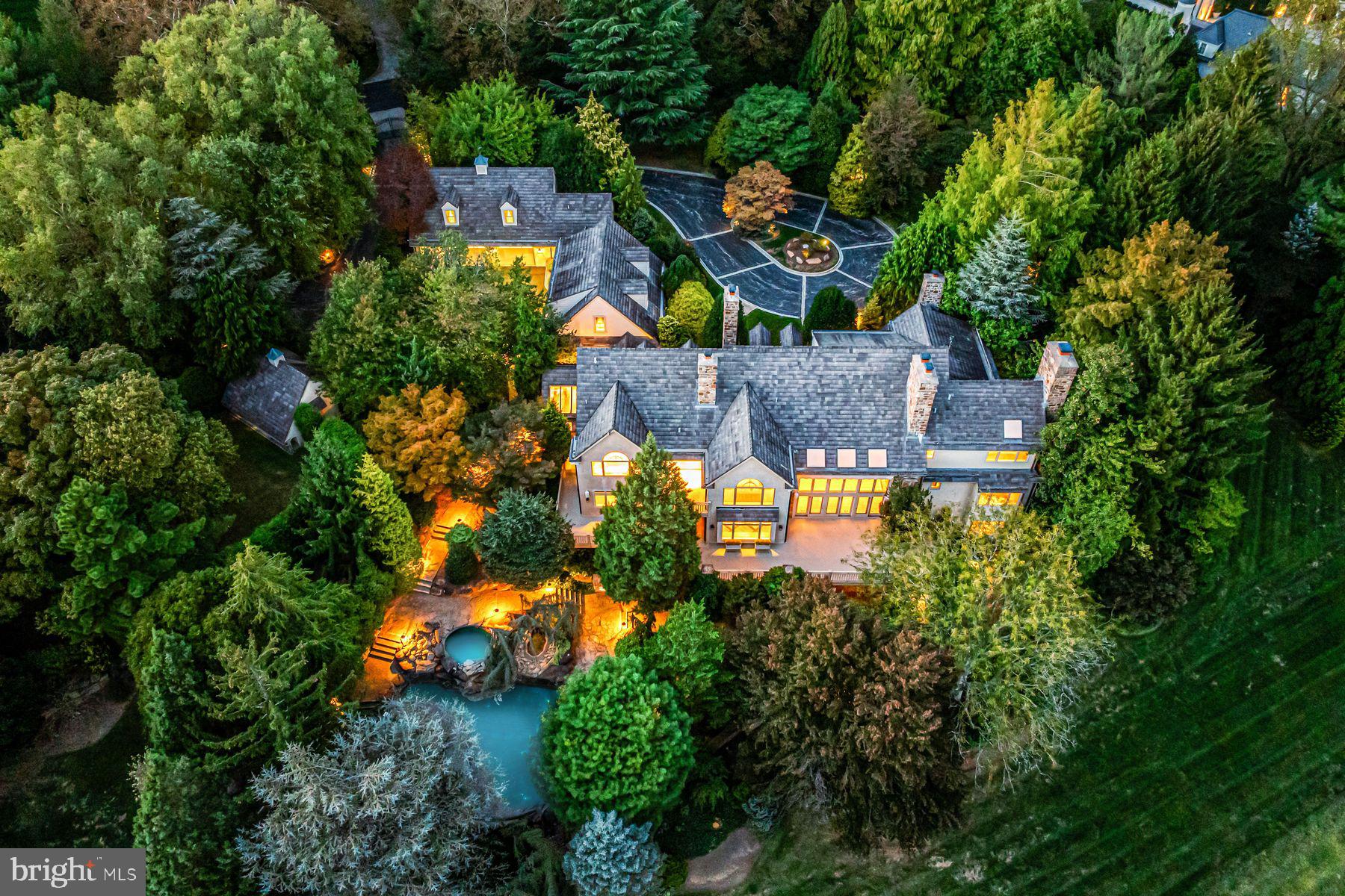 1225 COUNTRY CLUB ROAD