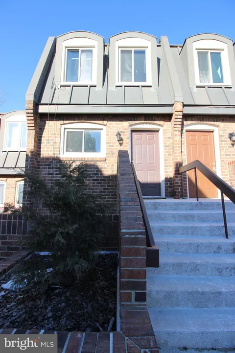 MLS: DCDC2273682