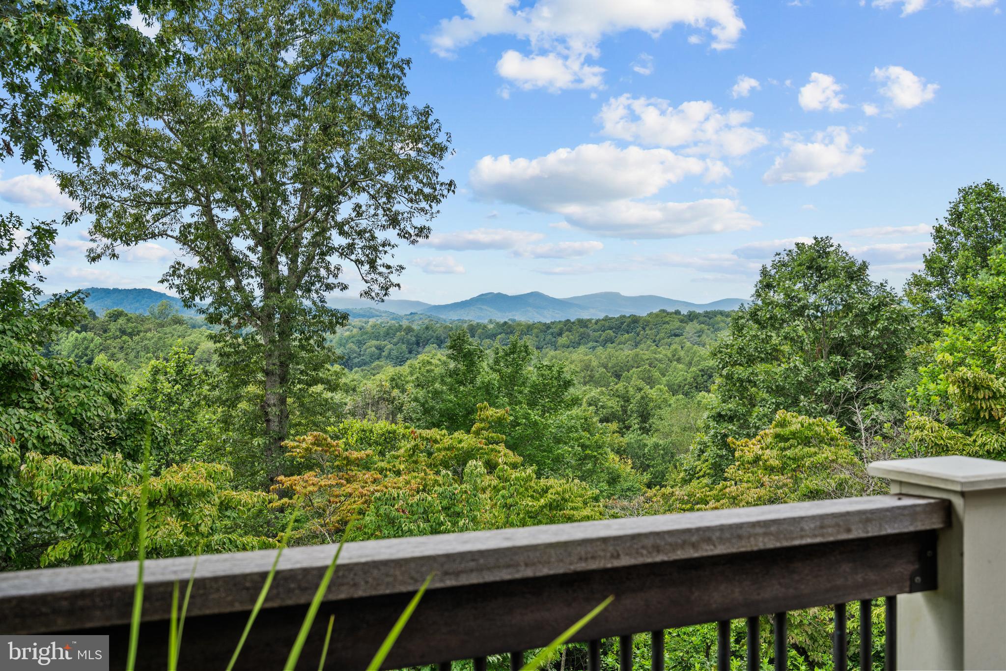 PEYTON FARMS - Residential