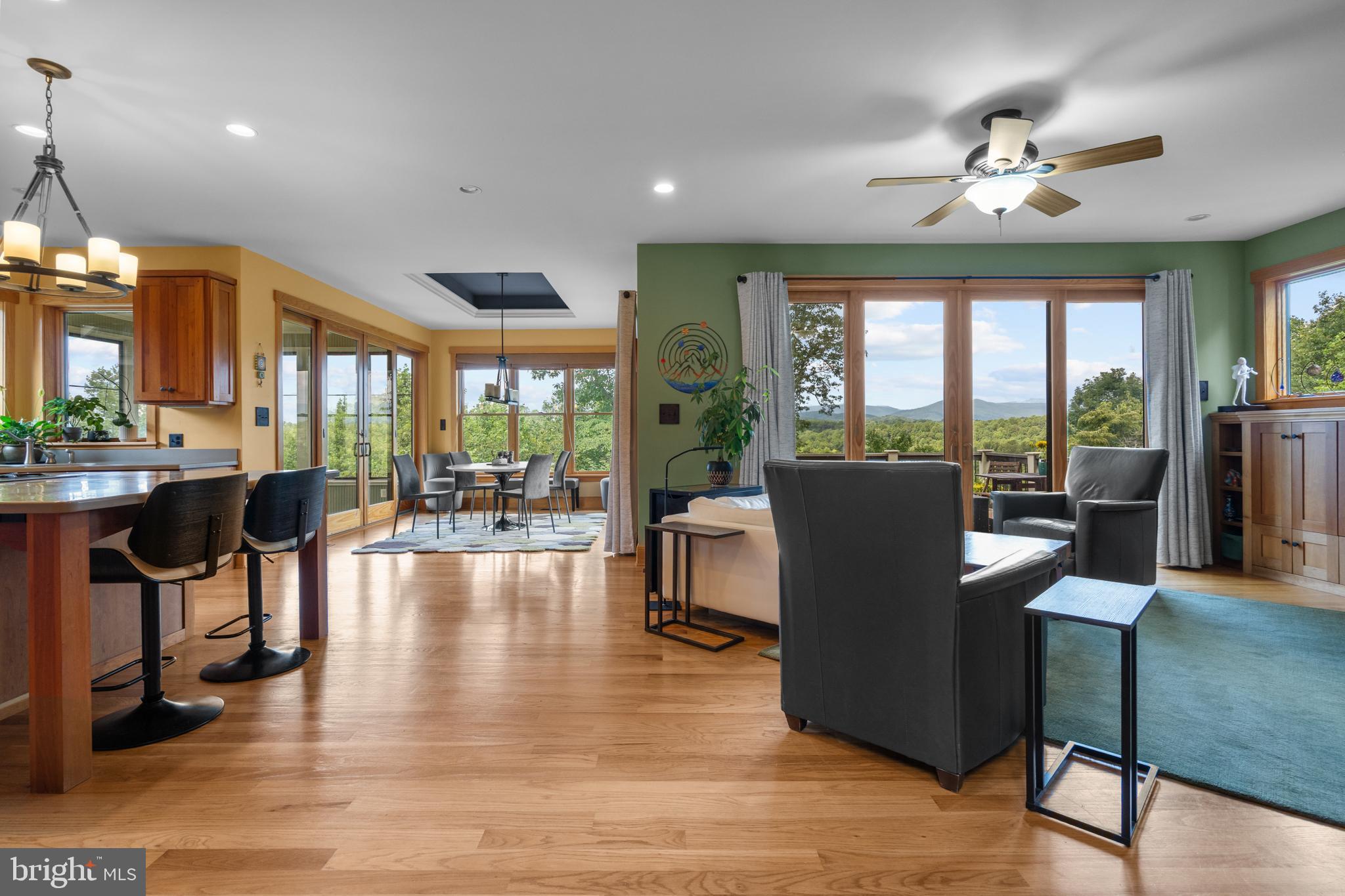 PEYTON FARMS - Residential