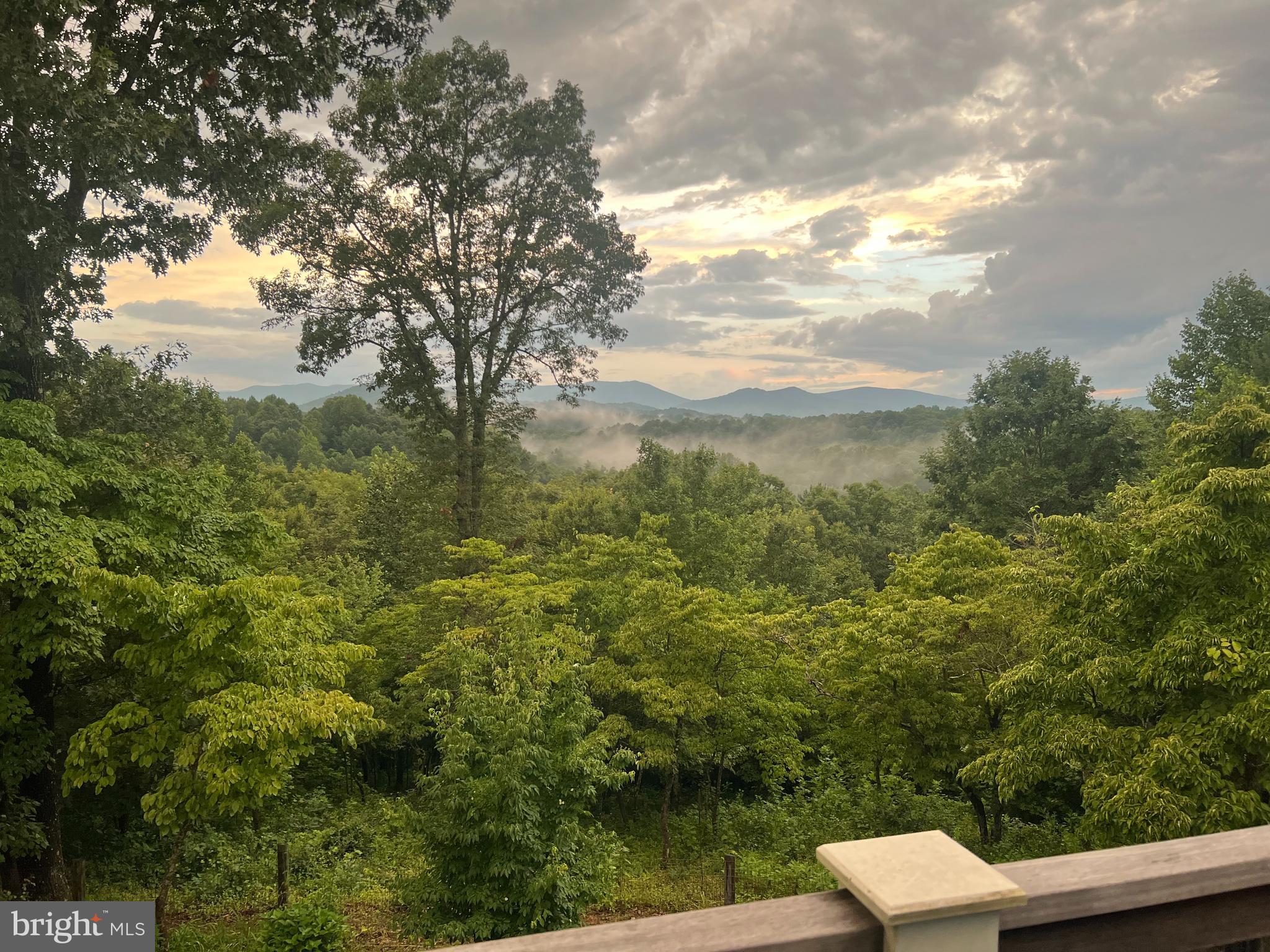 PEYTON FARMS - Residential