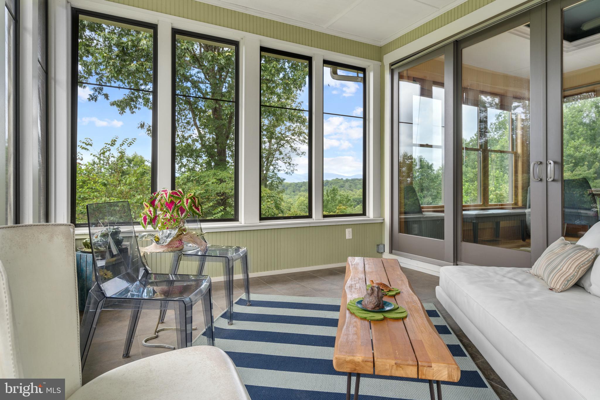 PEYTON FARMS - Residential