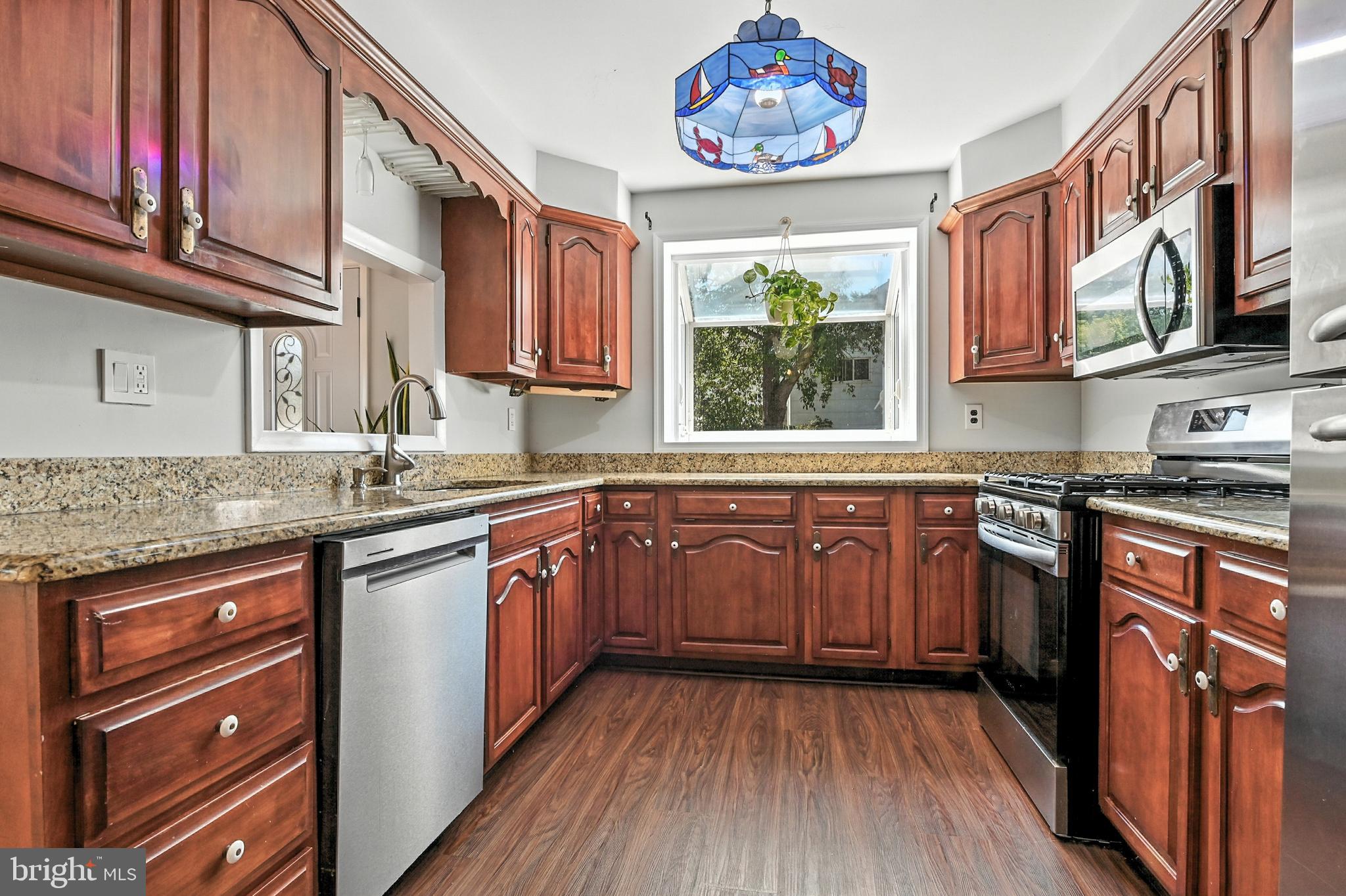 PINE GROVE HOMES - Residential