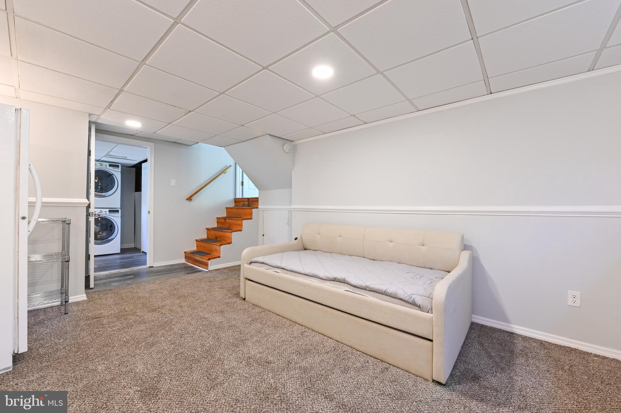 PINE GROVE HOMES - Residential