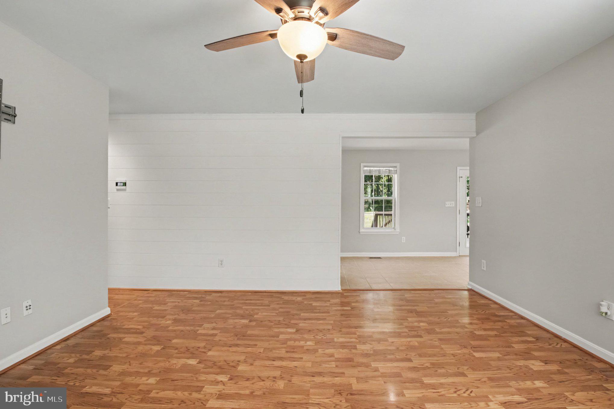 1183 OAKLAND DRIVE