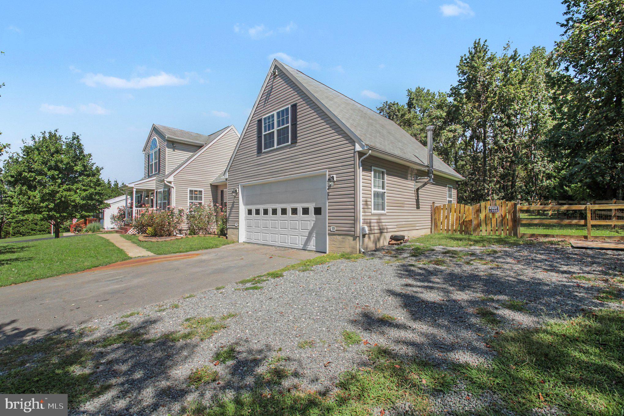 1183 OAKLAND DRIVE