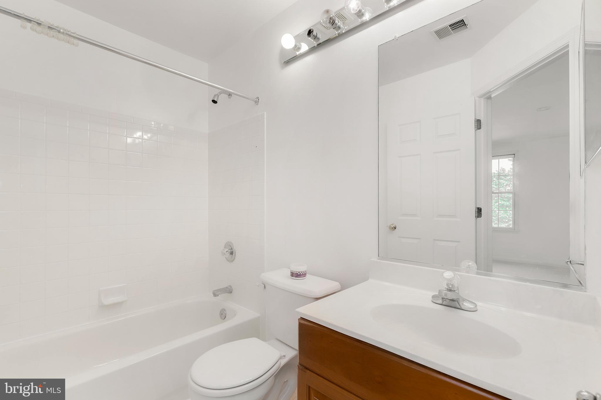 GOVERNORS RUN - Residential