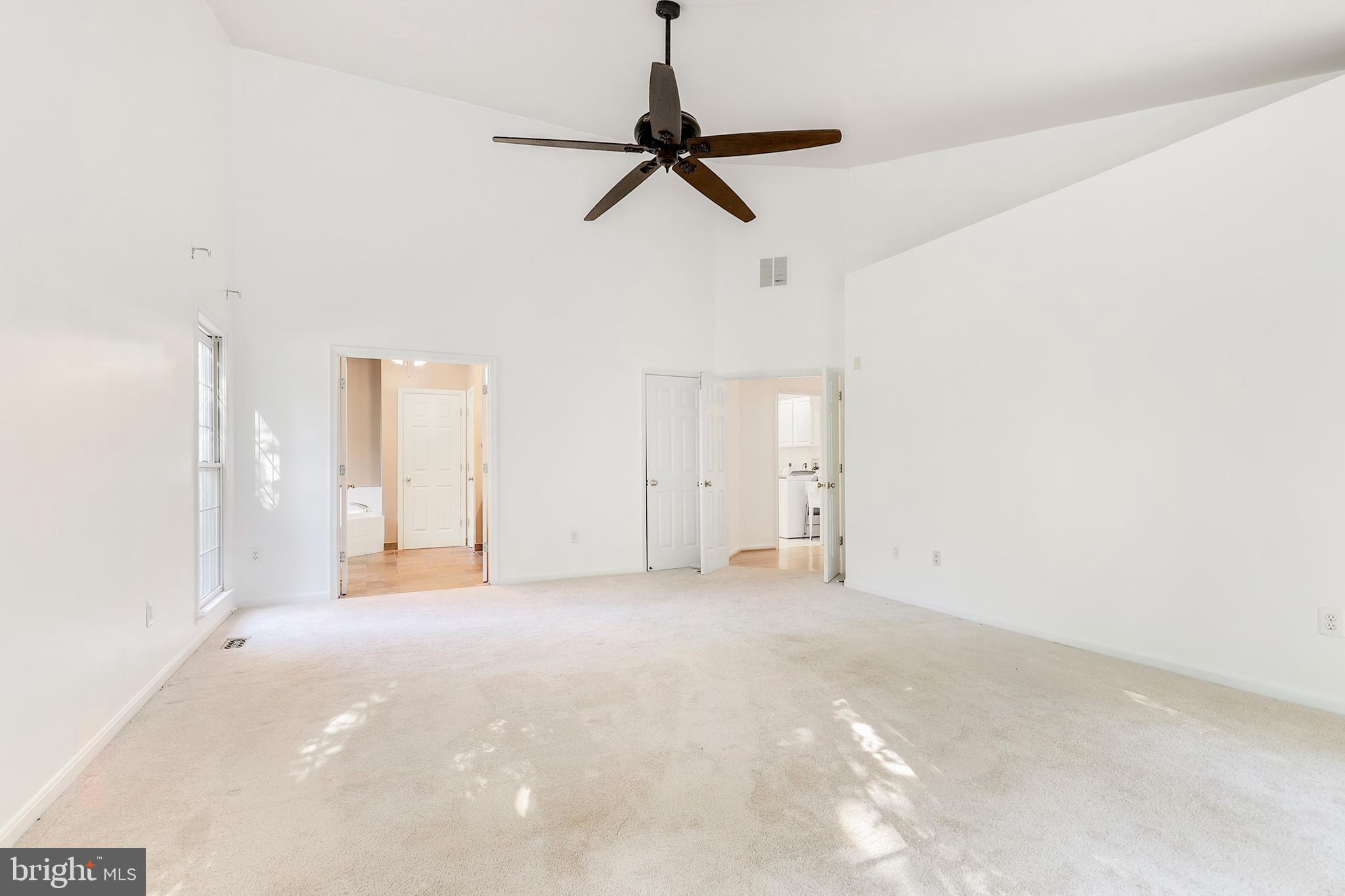 GOVERNORS RUN - Residential