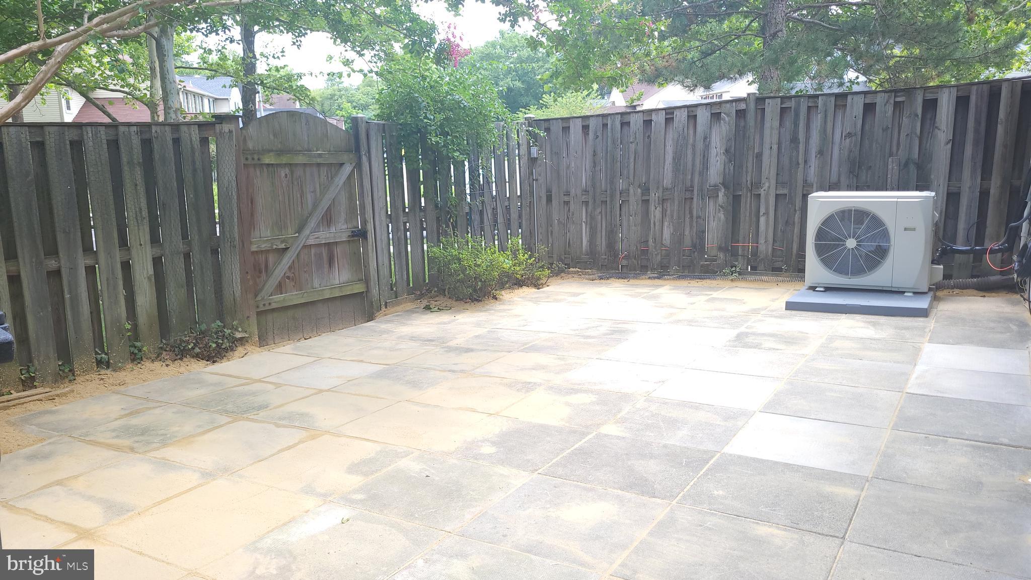 MARLBOROUGH CONDOMINIUM - Residential Lease