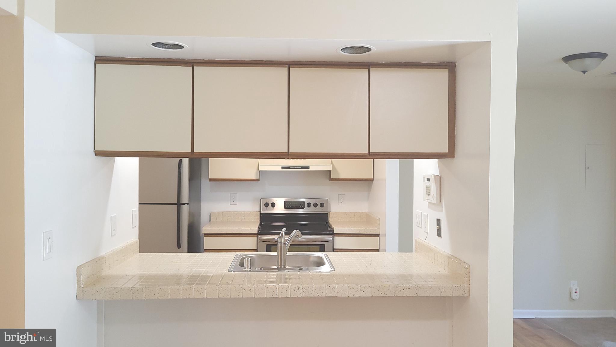 MARLBOROUGH CONDOMINIUM - Residential Lease