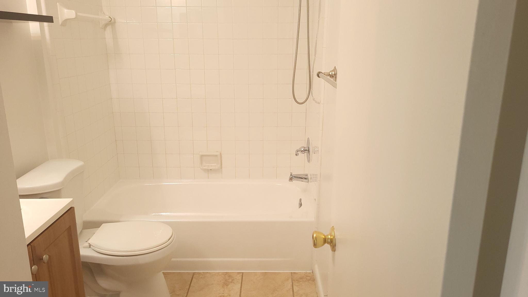 MARLBOROUGH CONDOMINIUM - Residential Lease