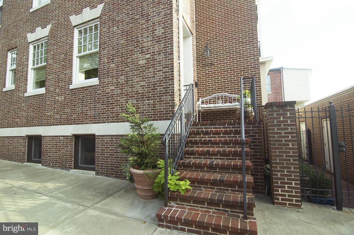 BUTCHER'S HILL - Residential Lease