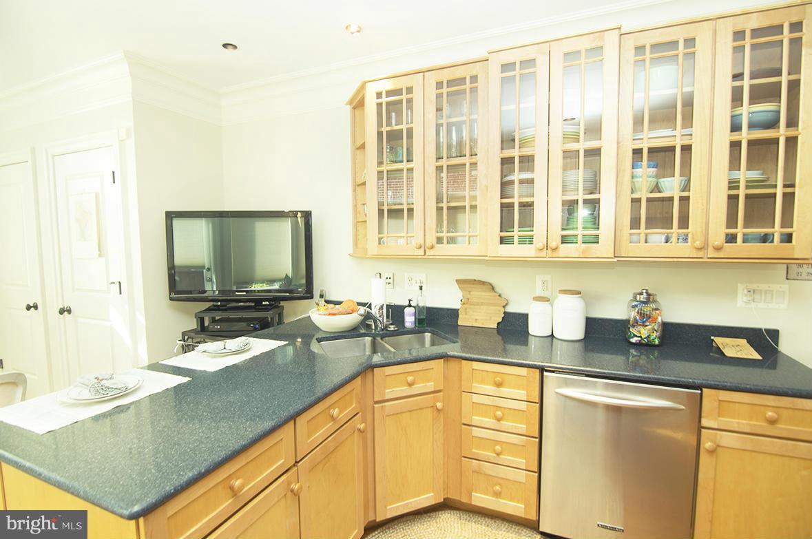 BUTCHER'S HILL - Residential Lease