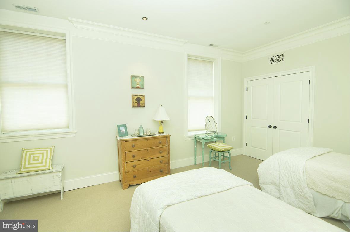 BUTCHER'S HILL - Residential Lease