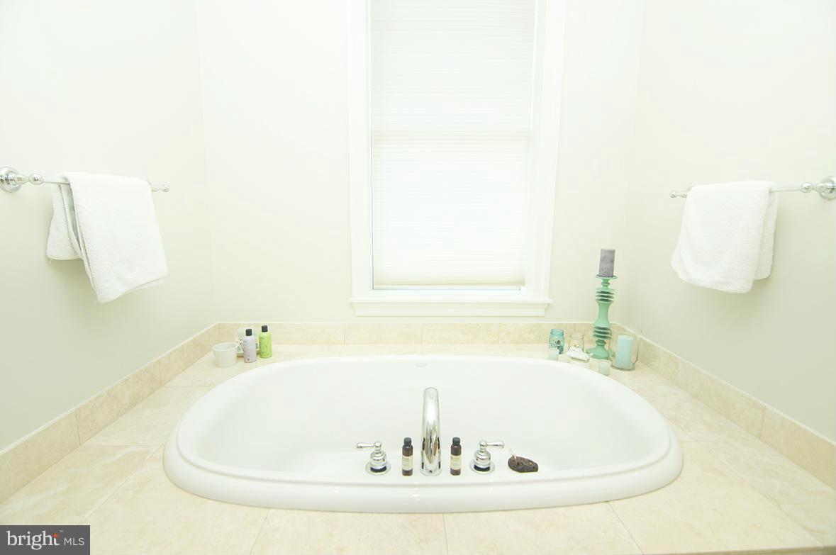 BUTCHER'S HILL - Residential Lease