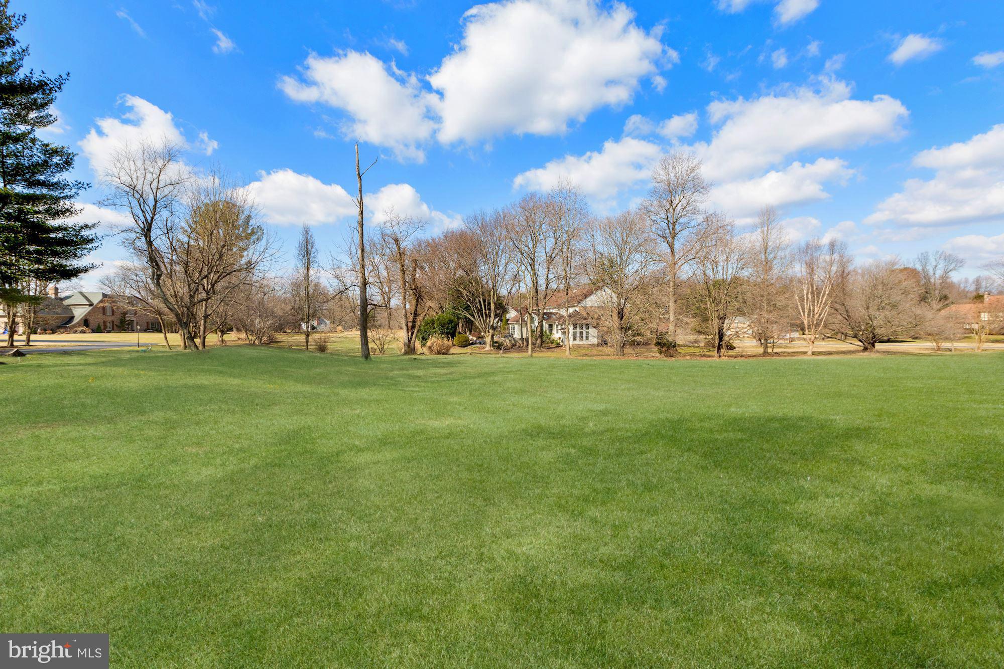 GLEN MILL KNOLLS - Residential