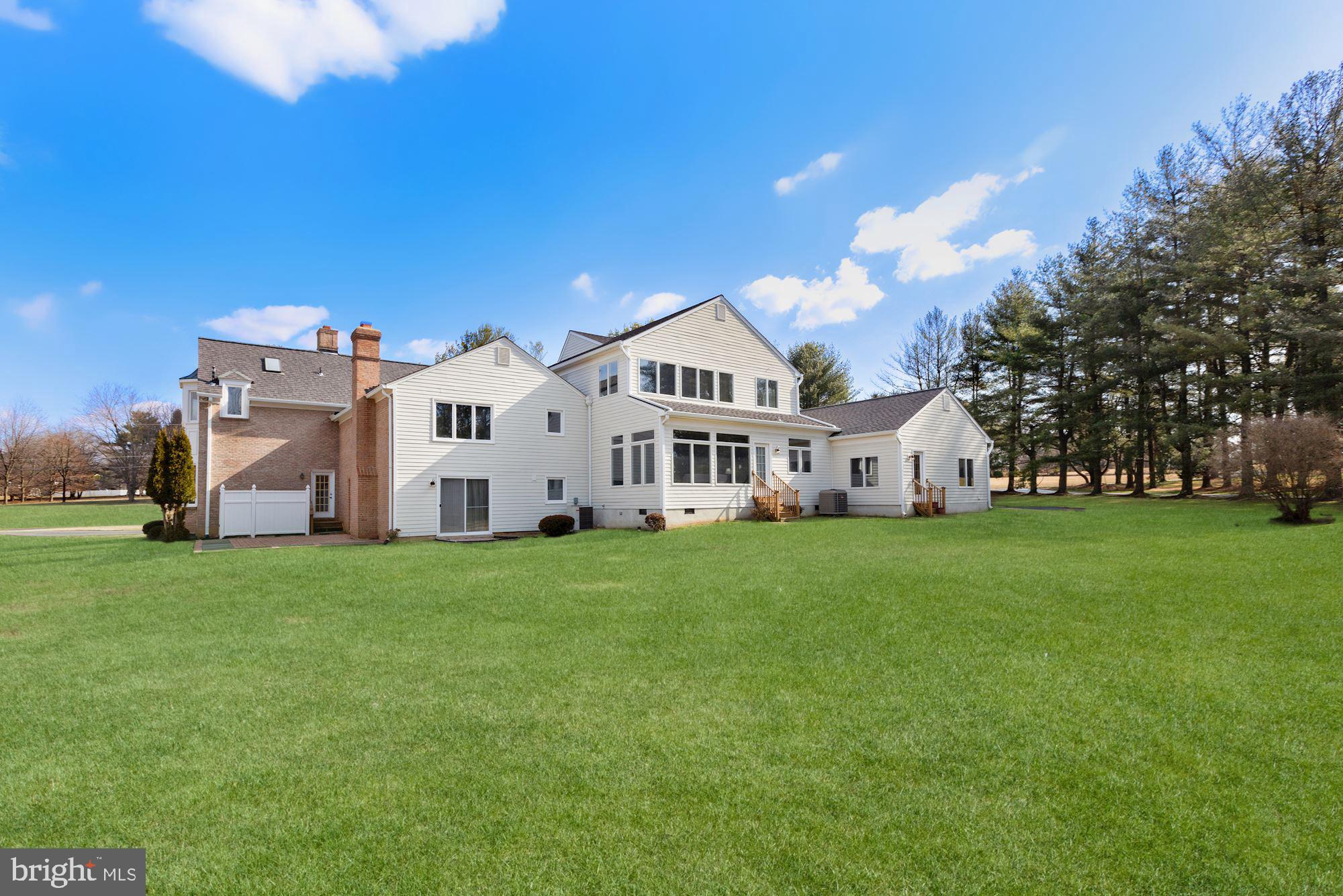 GLEN MILL KNOLLS - Residential