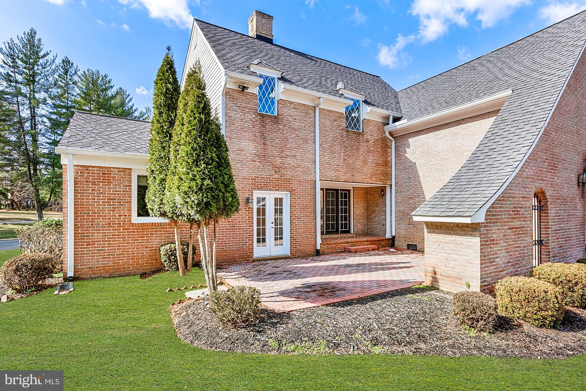 GLEN MILL KNOLLS - Residential