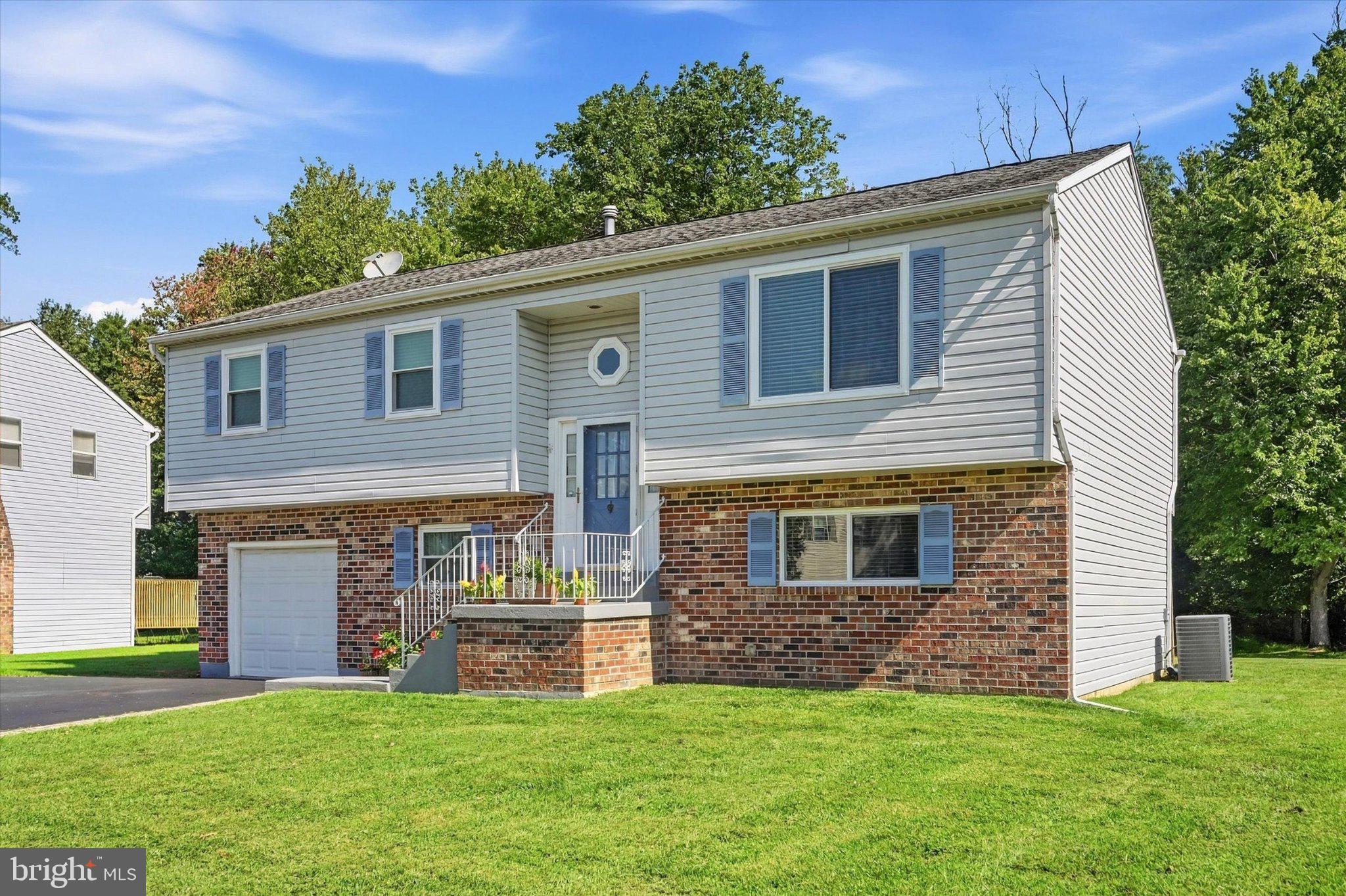 2309 FERNCROFT CIRCLE