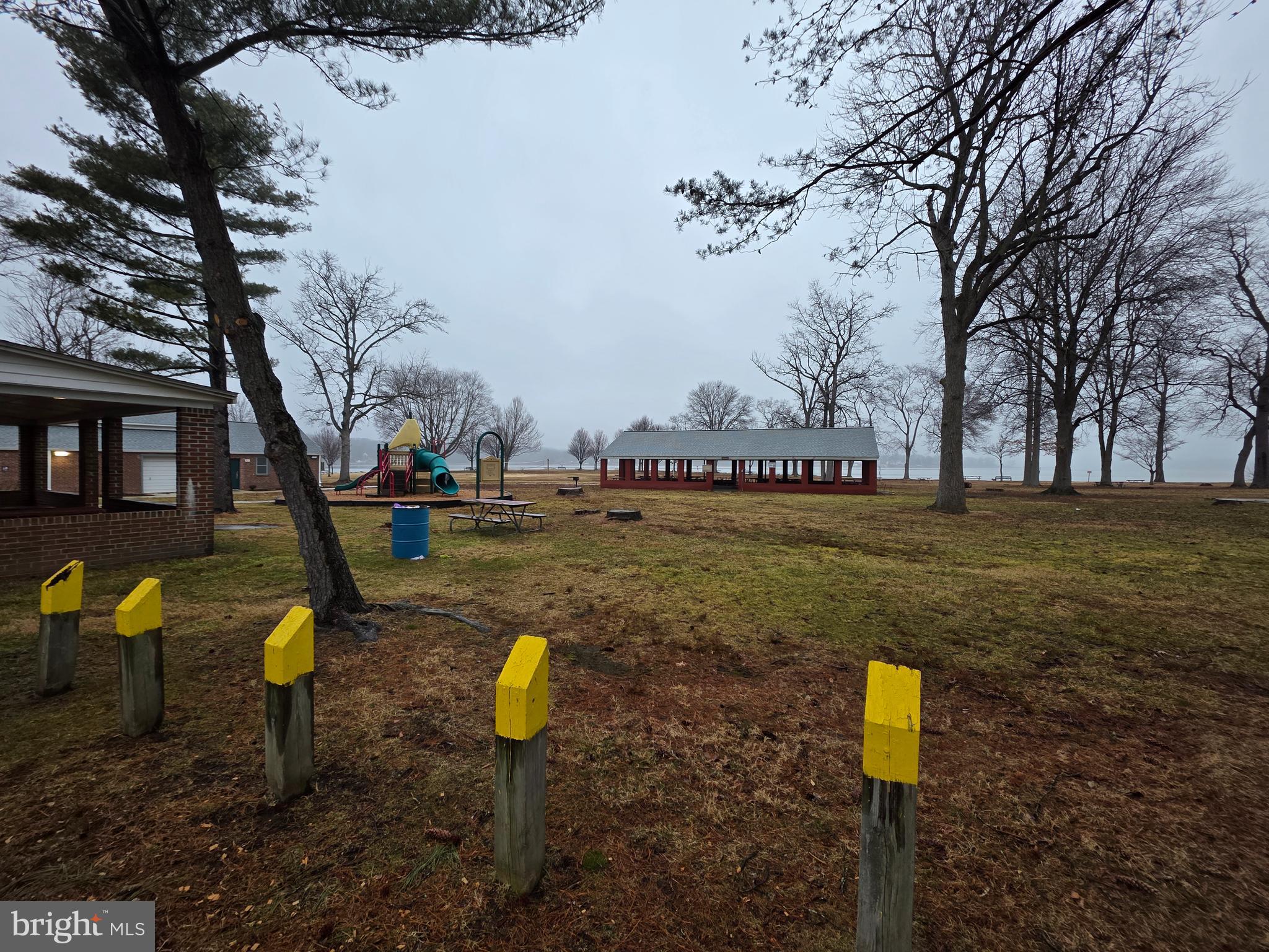 CRESTWOOD ACRES - Residential