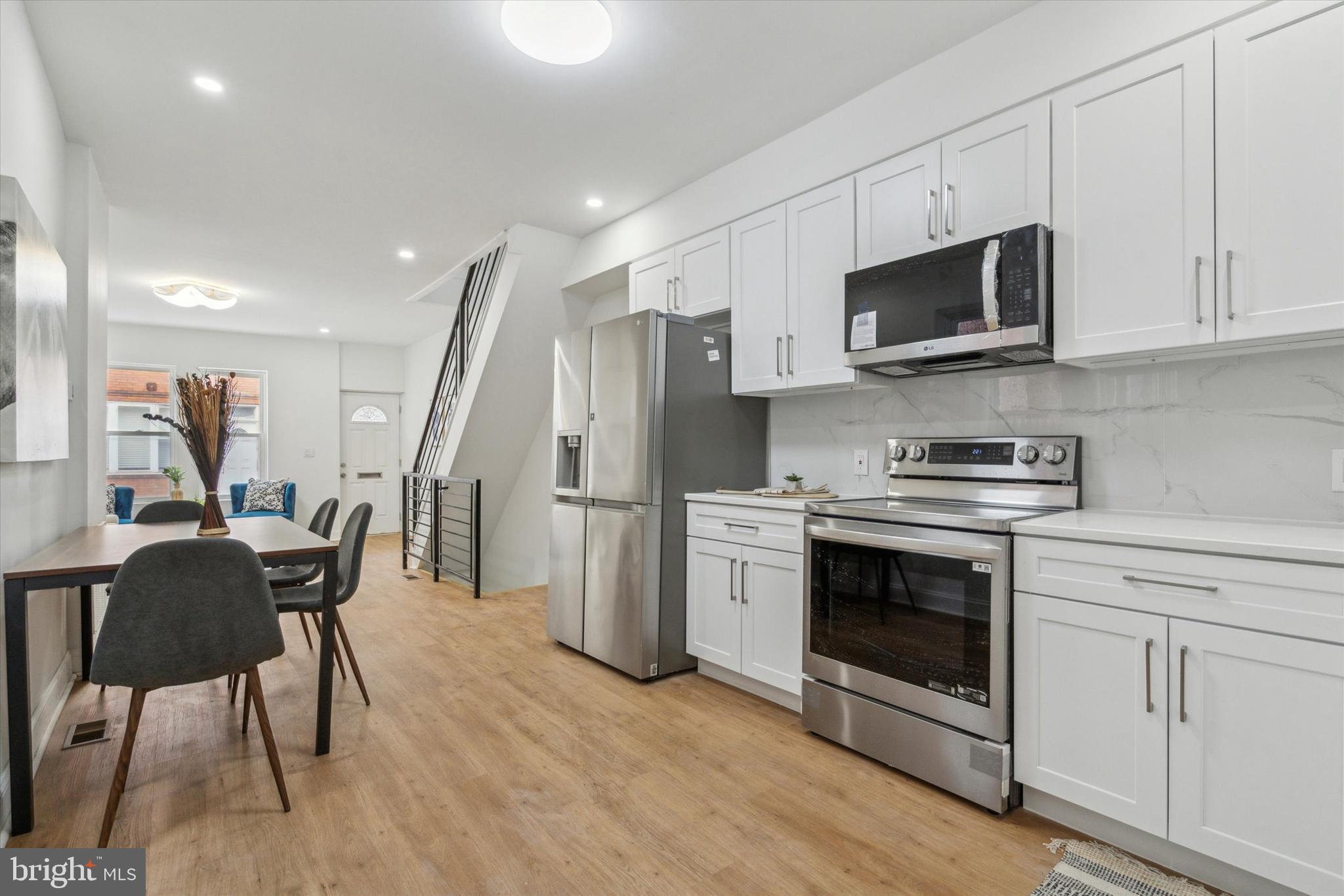 POINT BREEZE - Residential