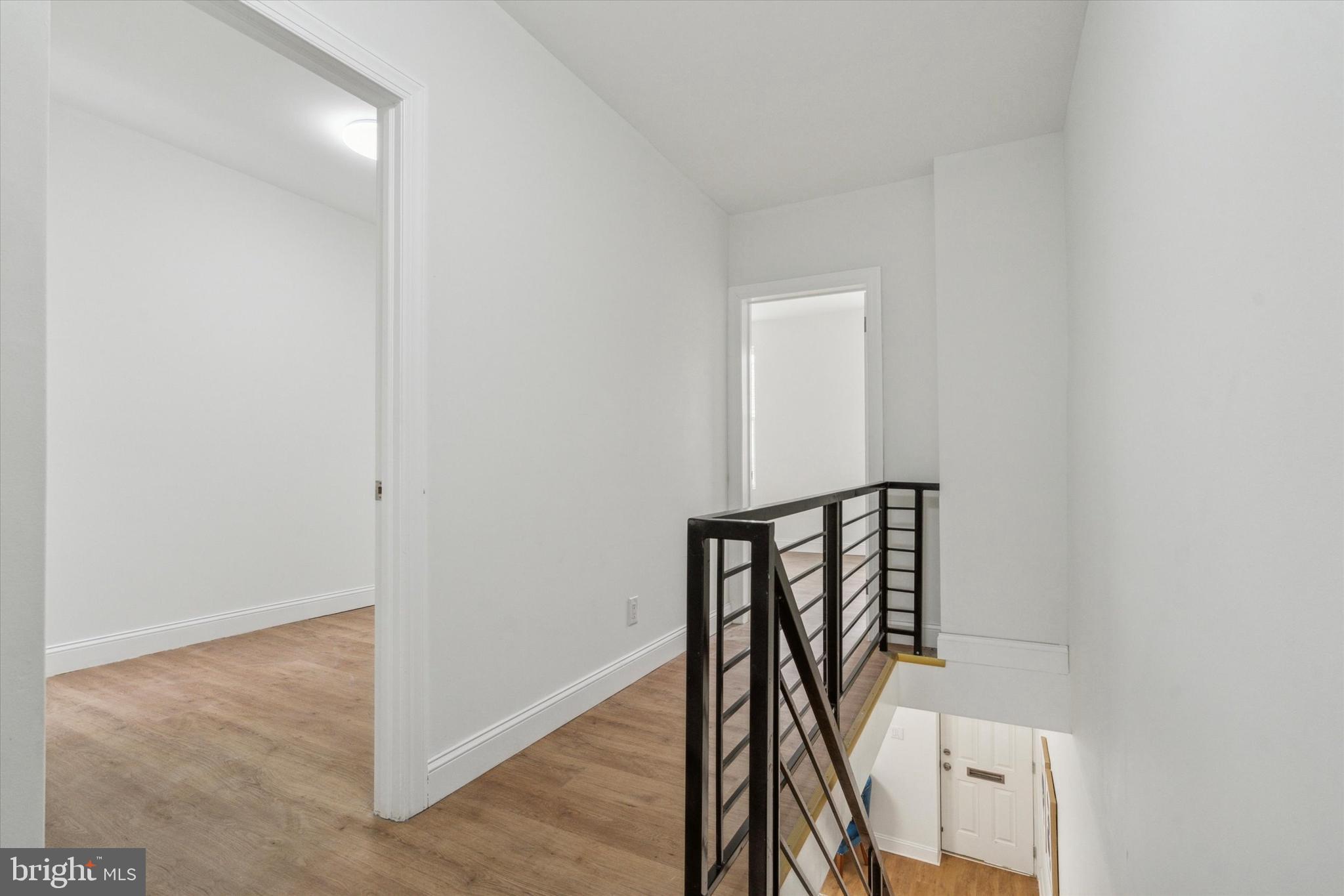 POINT BREEZE - Residential