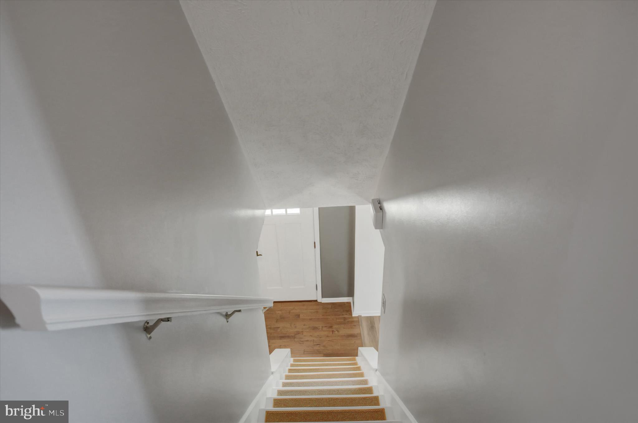 NOTTINGHAM DRIVE - Residential Lease