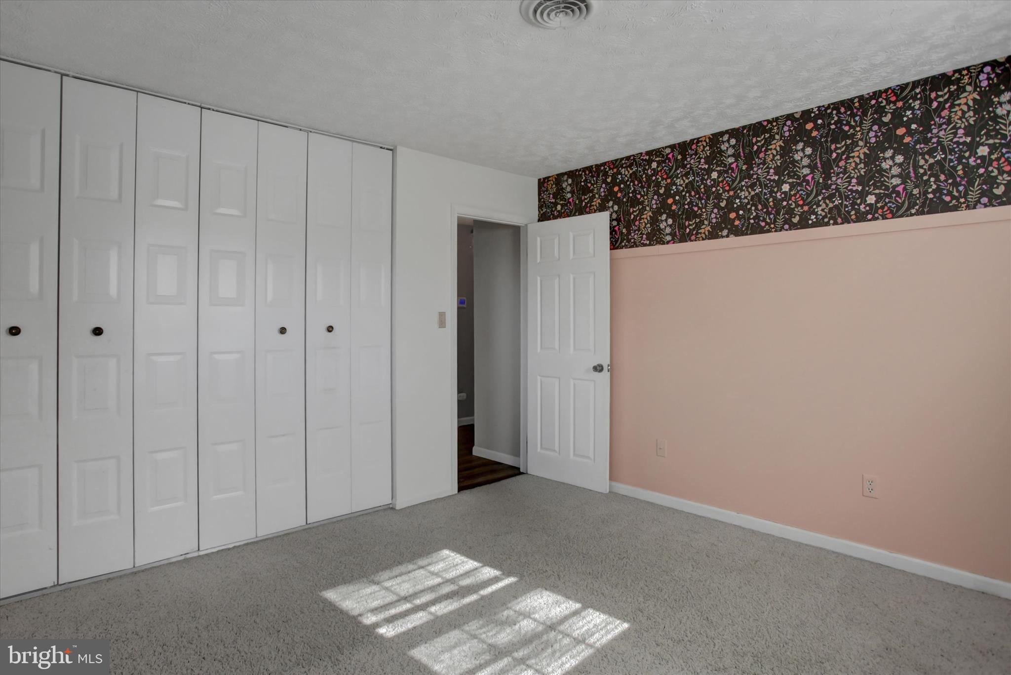 NOTTINGHAM DRIVE - Residential Lease