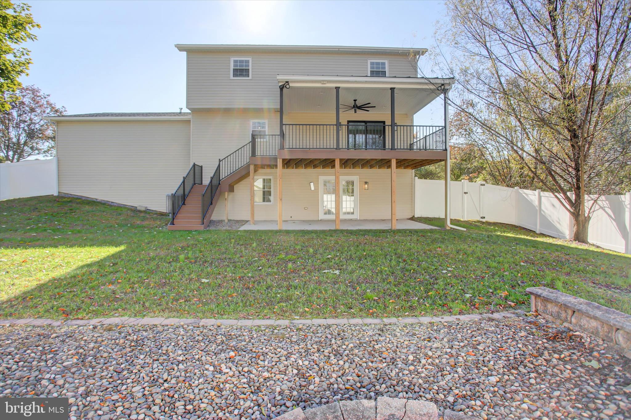 NOTTINGHAM DRIVE - Residential Lease