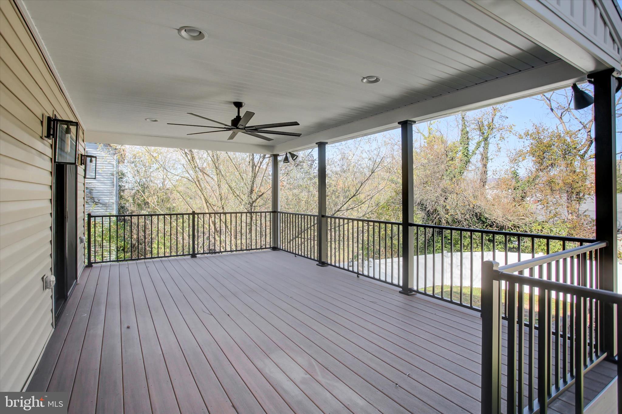 NOTTINGHAM DRIVE - Residential Lease