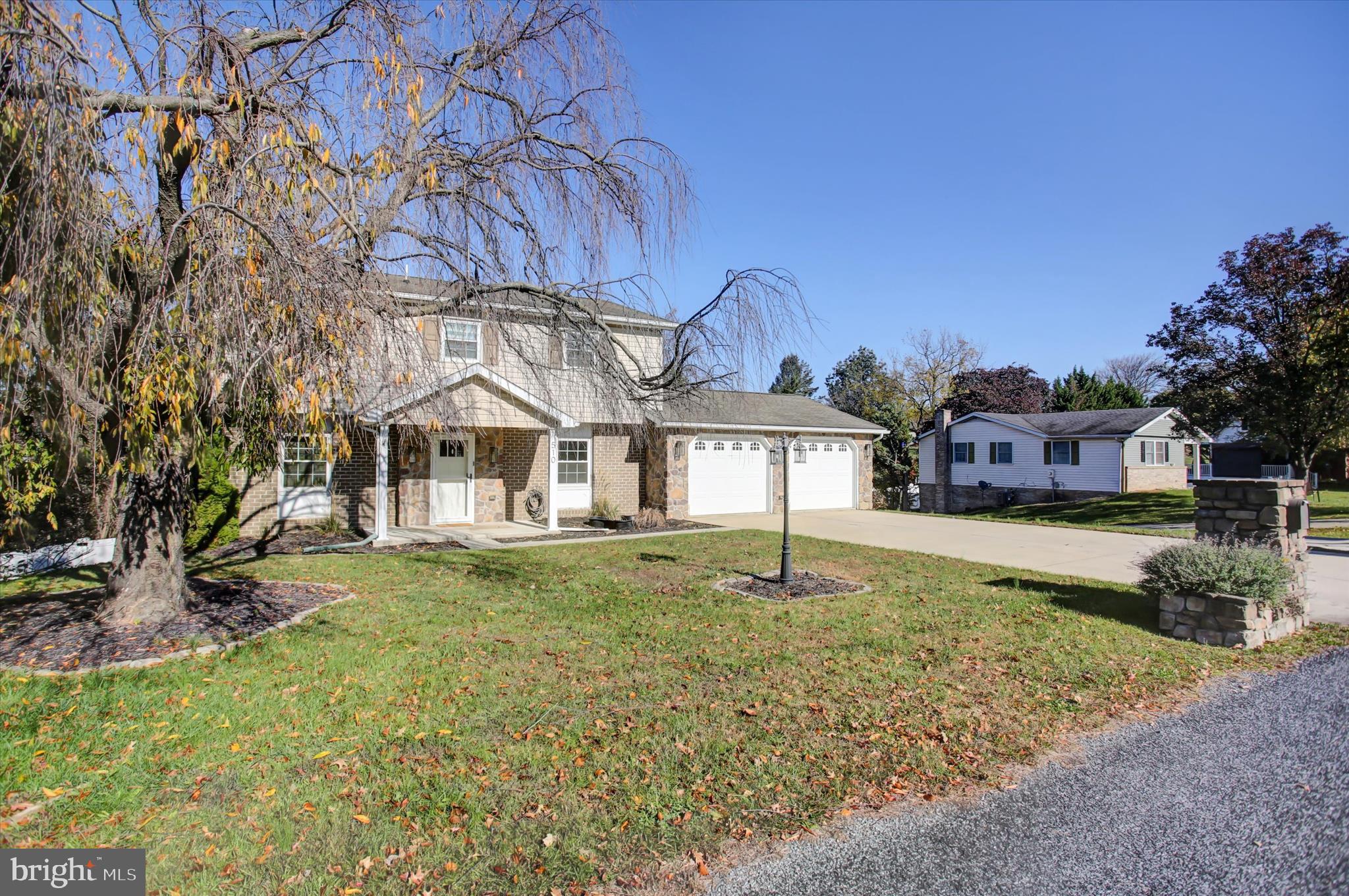 NOTTINGHAM DRIVE - Residential Lease