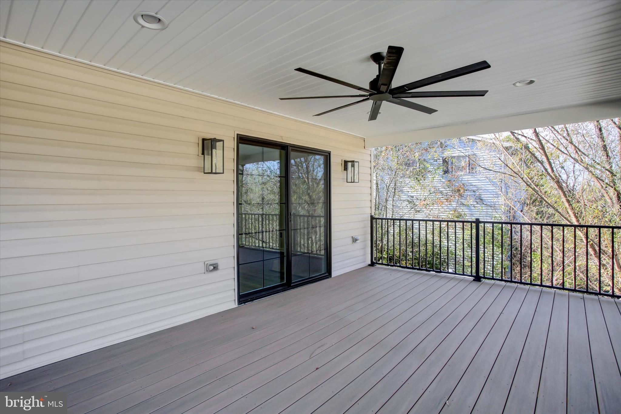 NOTTINGHAM DRIVE - Residential Lease