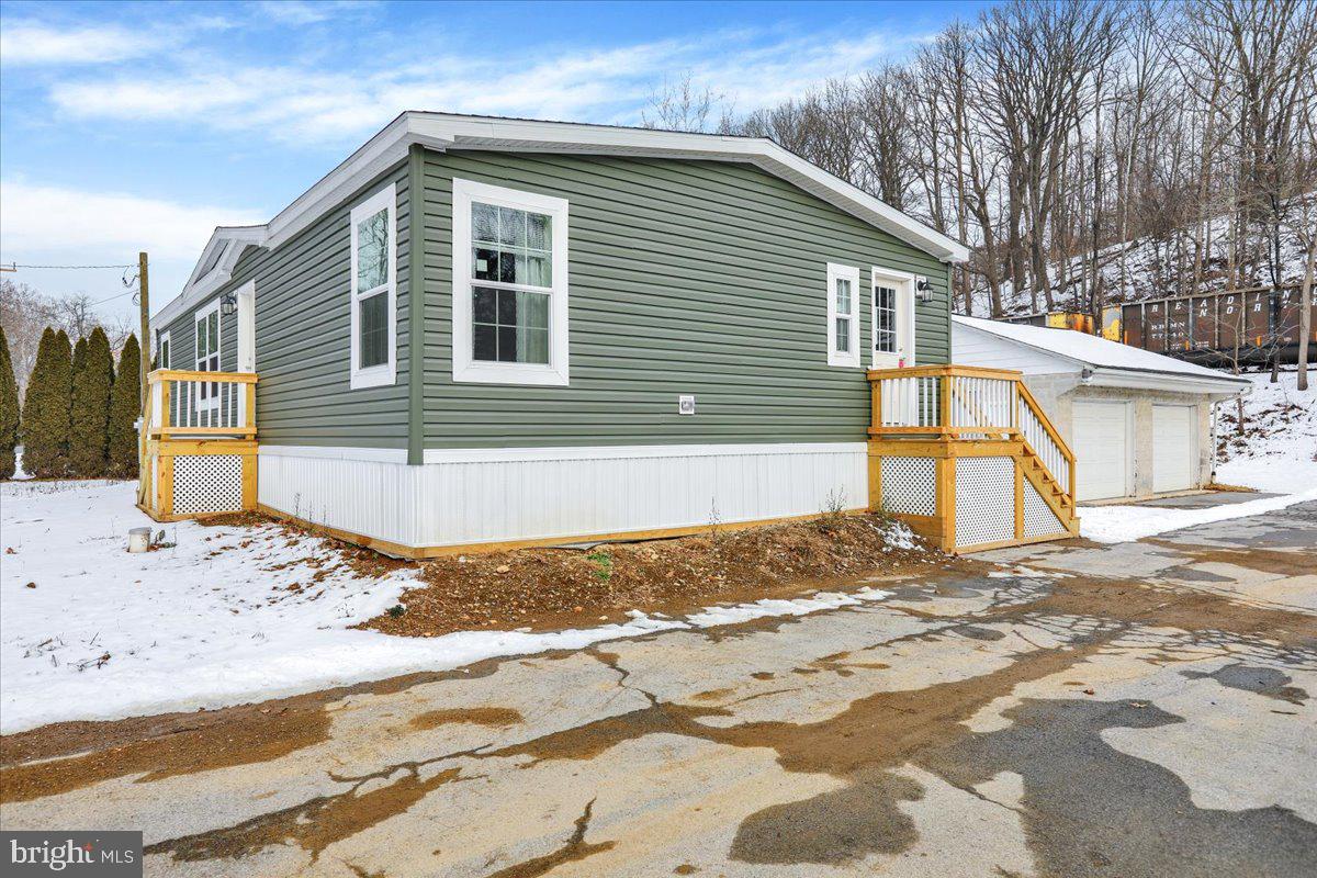 NONE AVAILABLE - Residential Lease