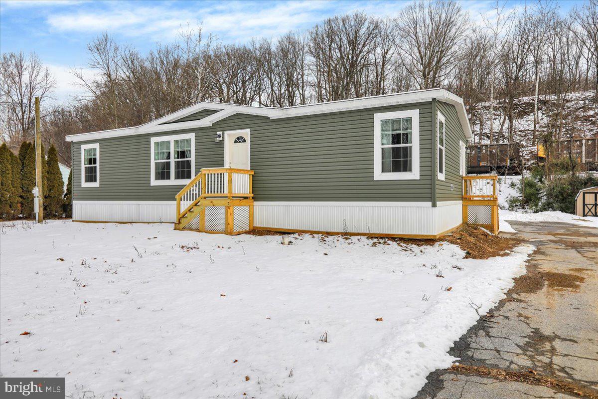 NONE AVAILABLE - Residential Lease