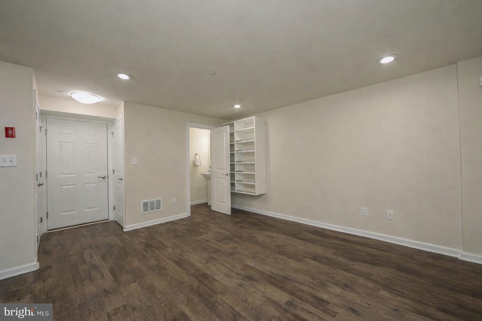 DANLEY - Residential