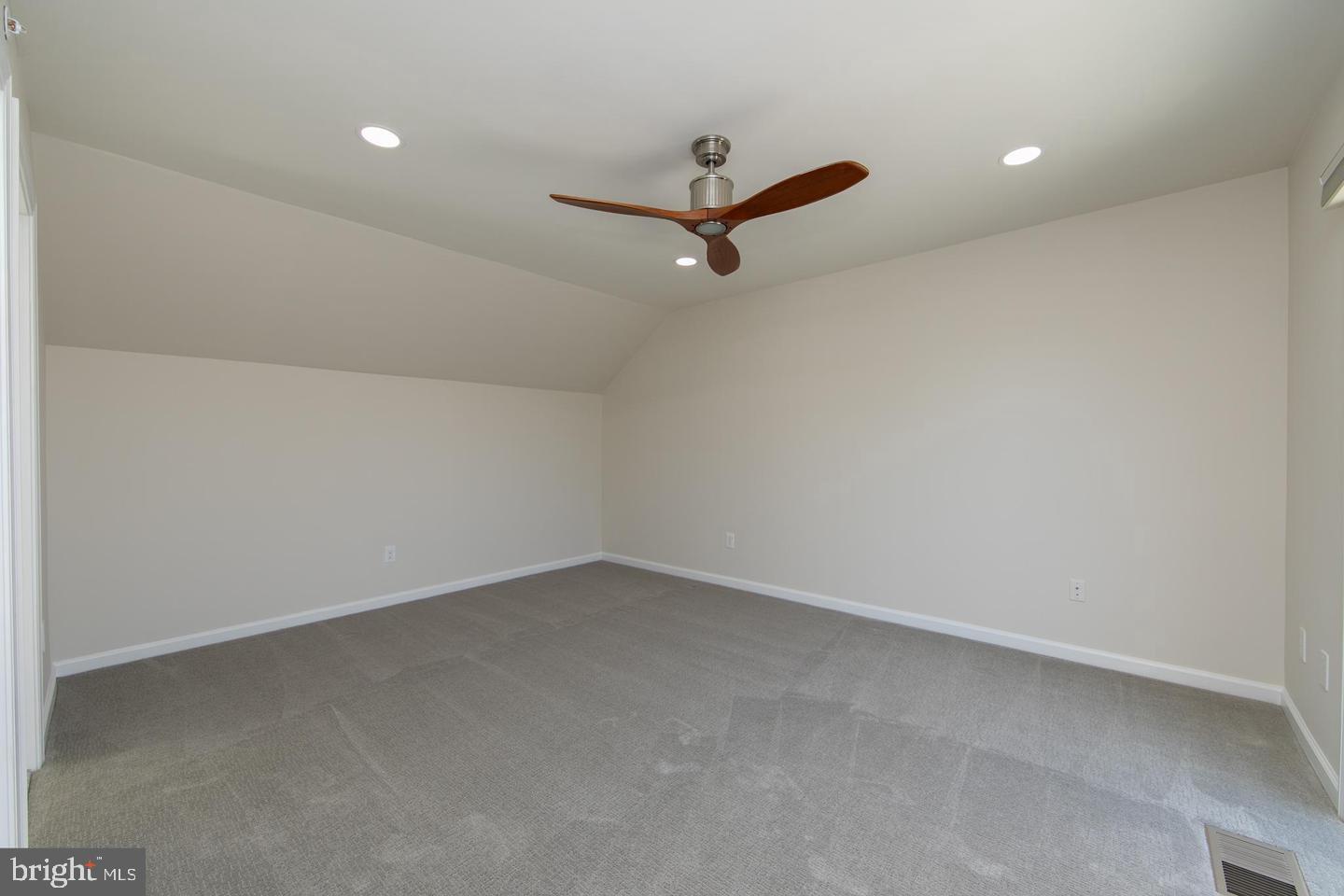 DANLEY - Residential