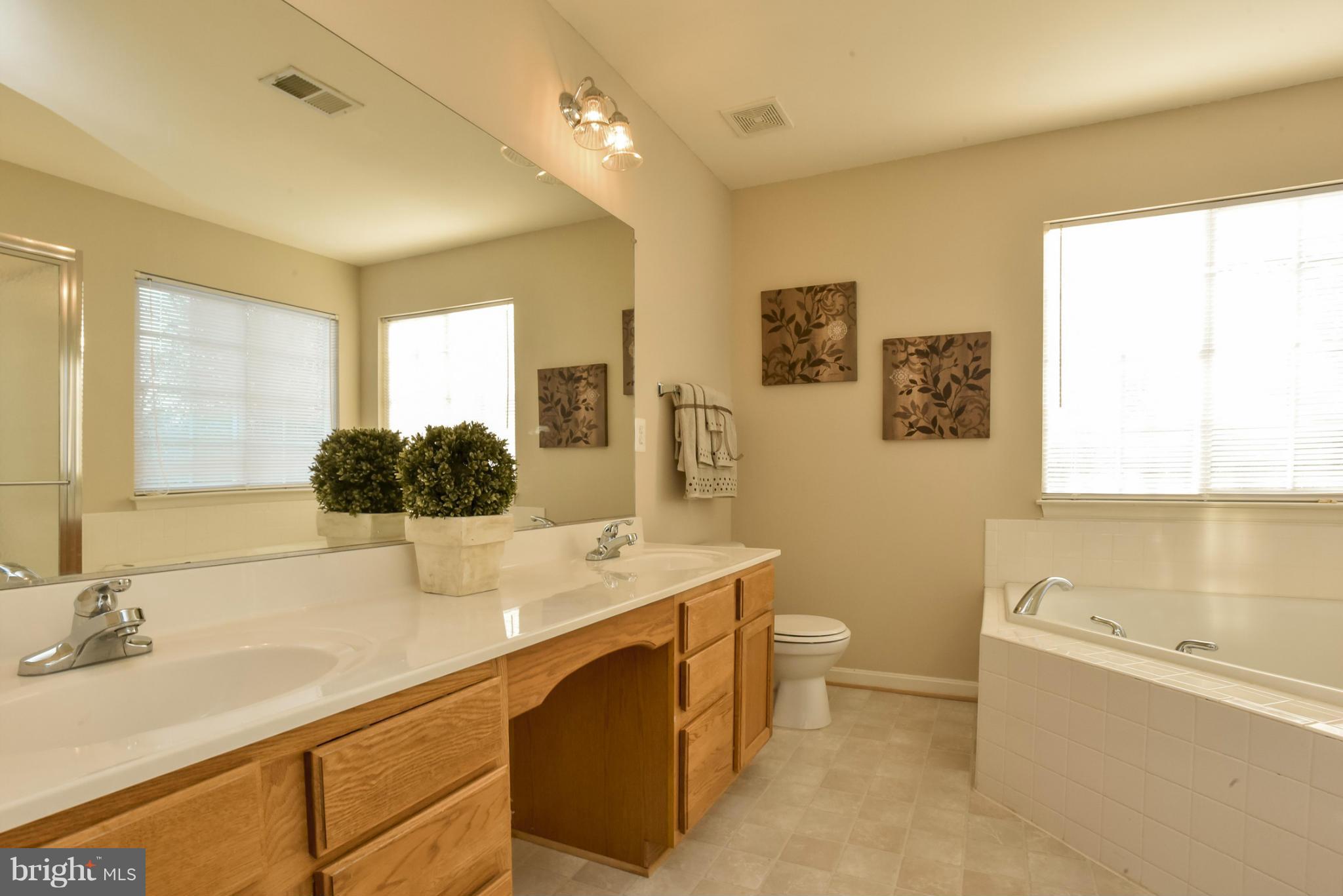 EDGEMONT - Residential