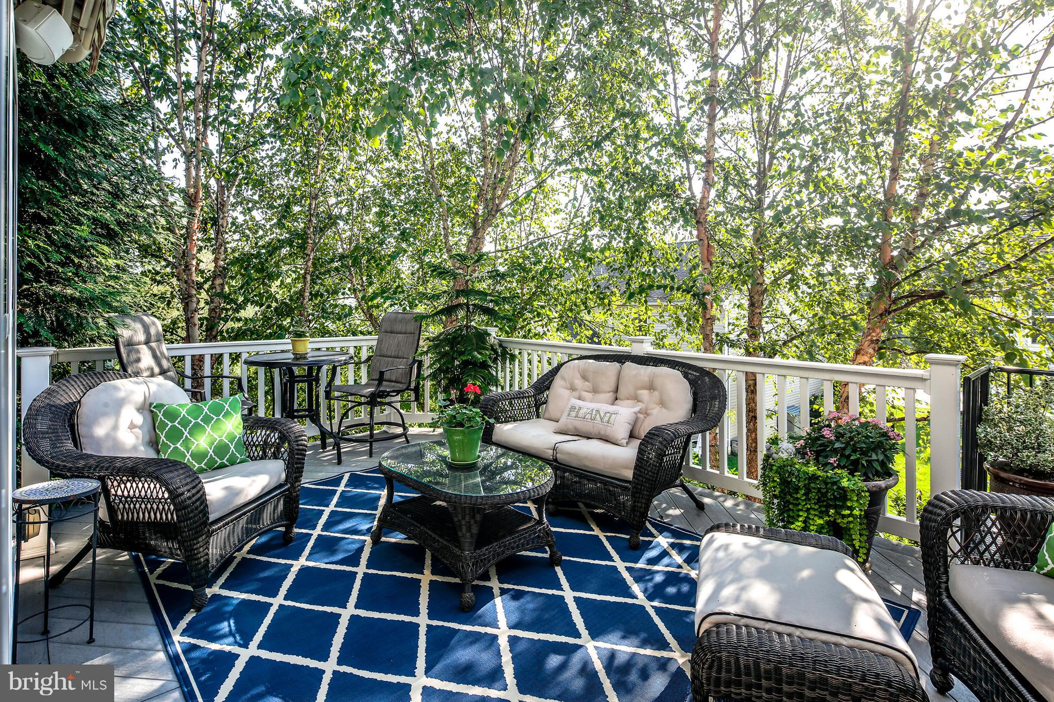 MONTICELLO - Residential