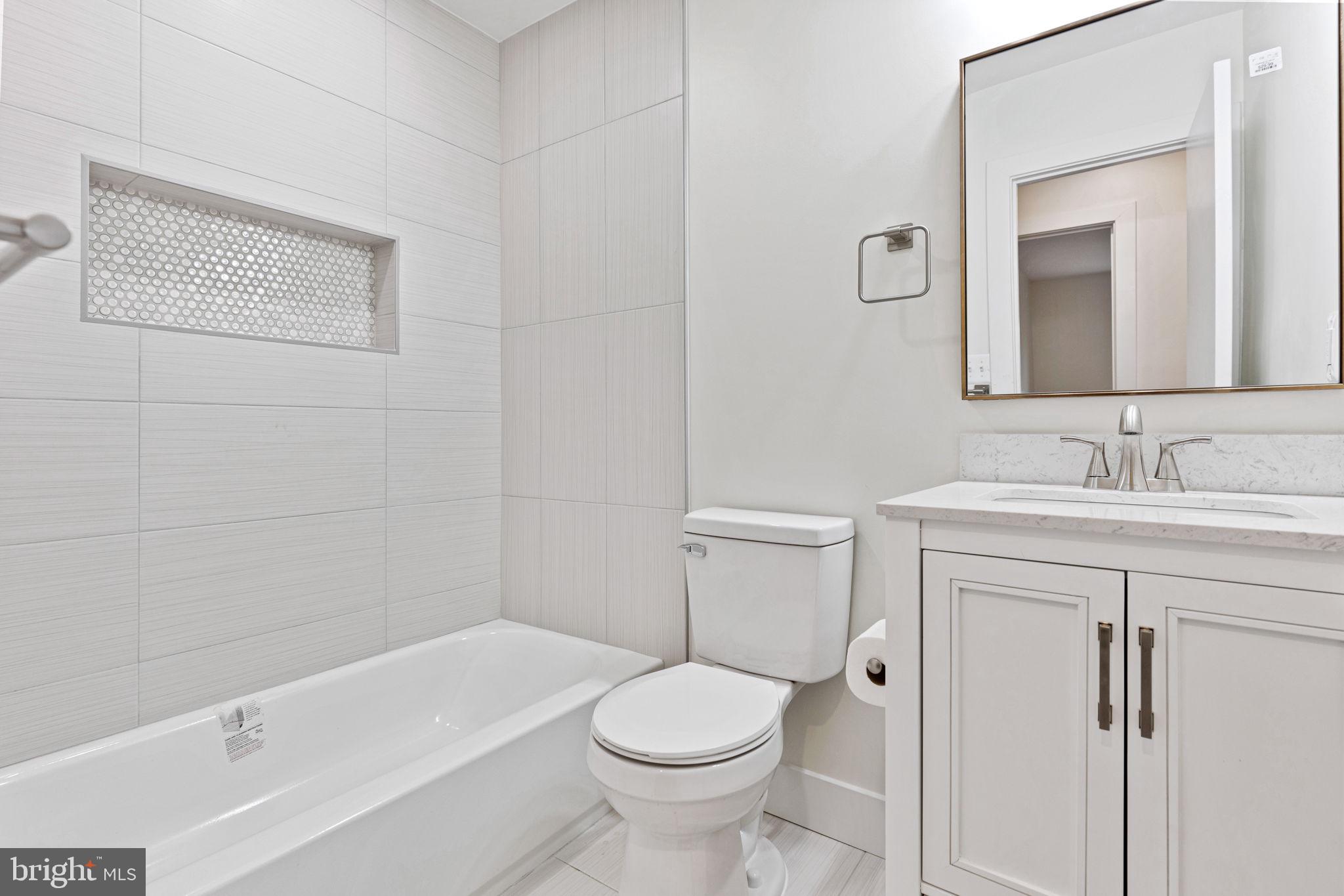 RIVERSIDE PARK HESSICK - Residential