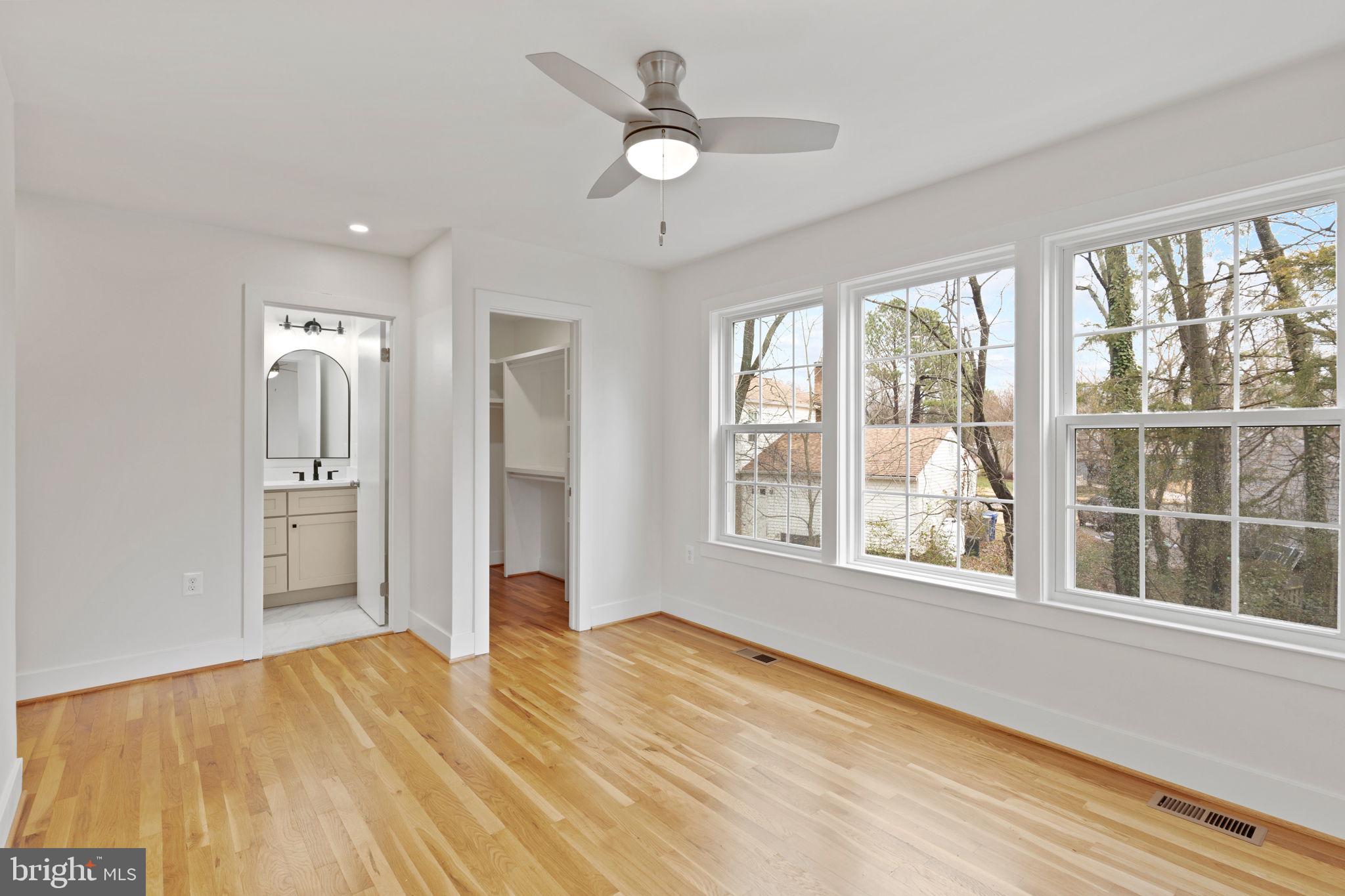 RIVERSIDE PARK HESSICK - Residential