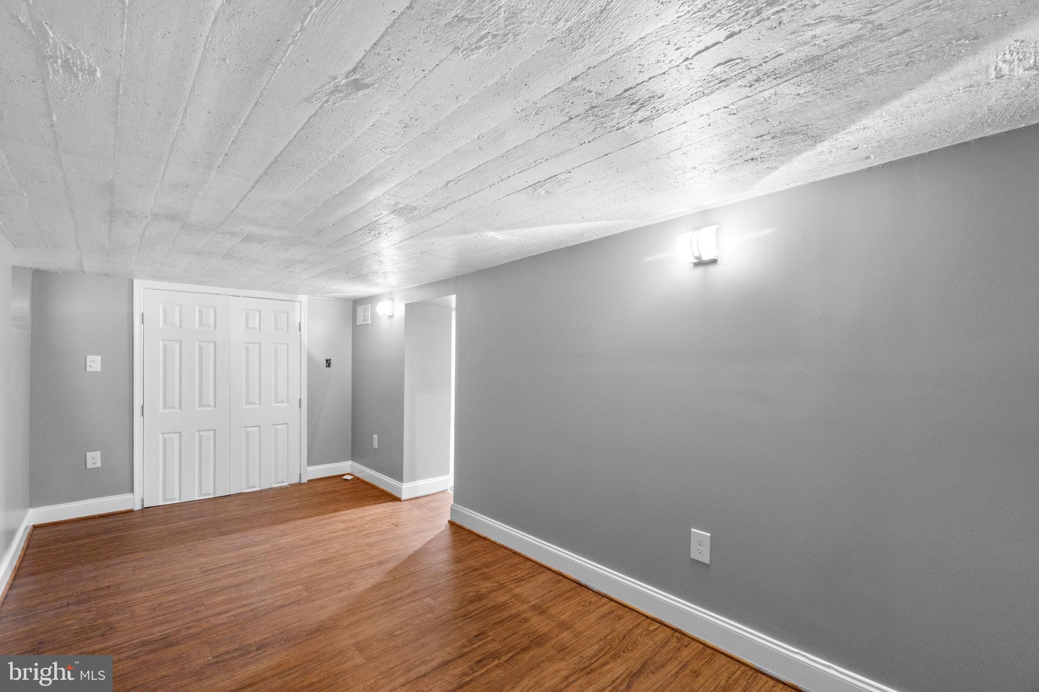 MORGAN PARK - Residential