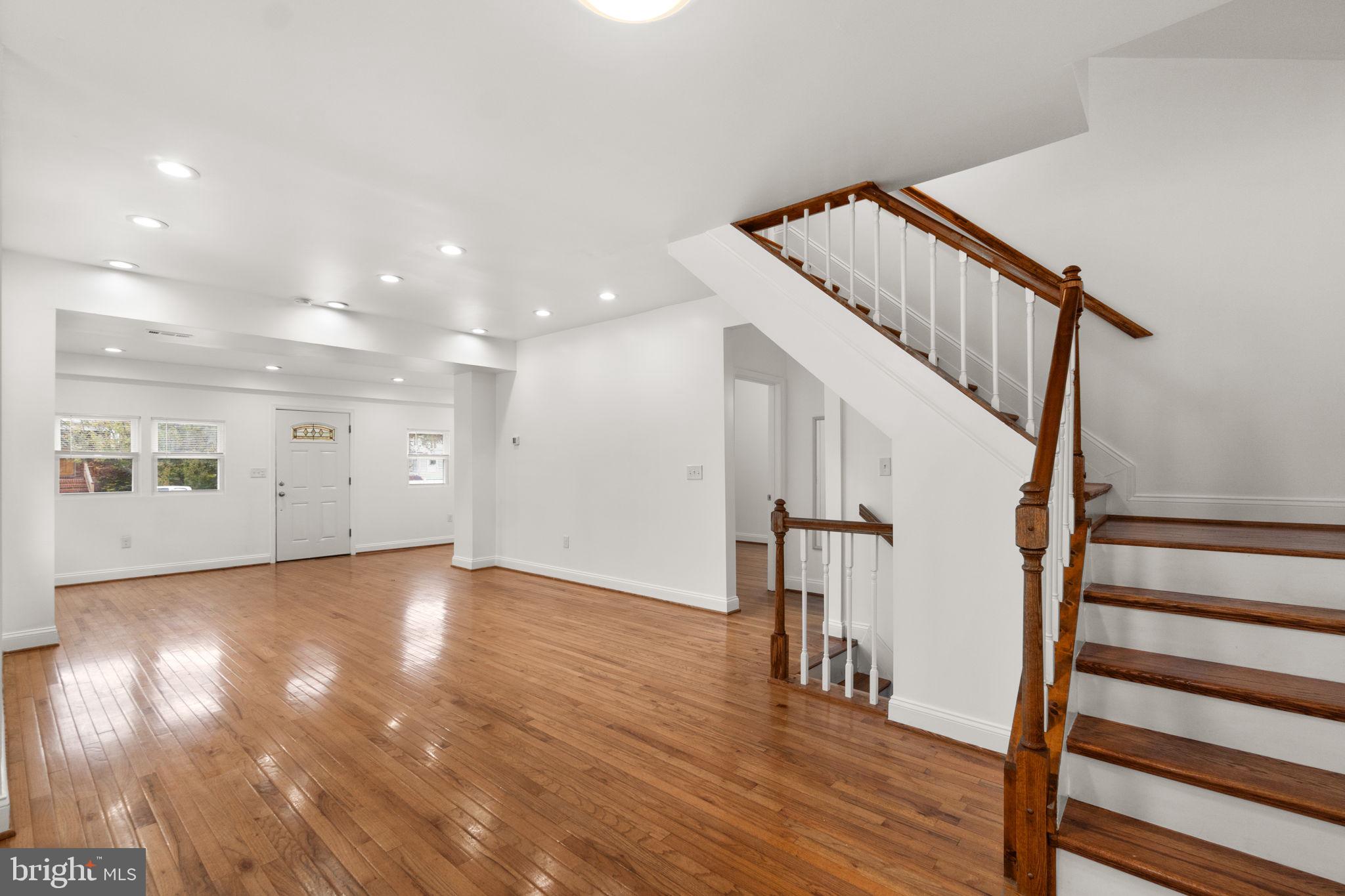 MORGAN PARK - Residential