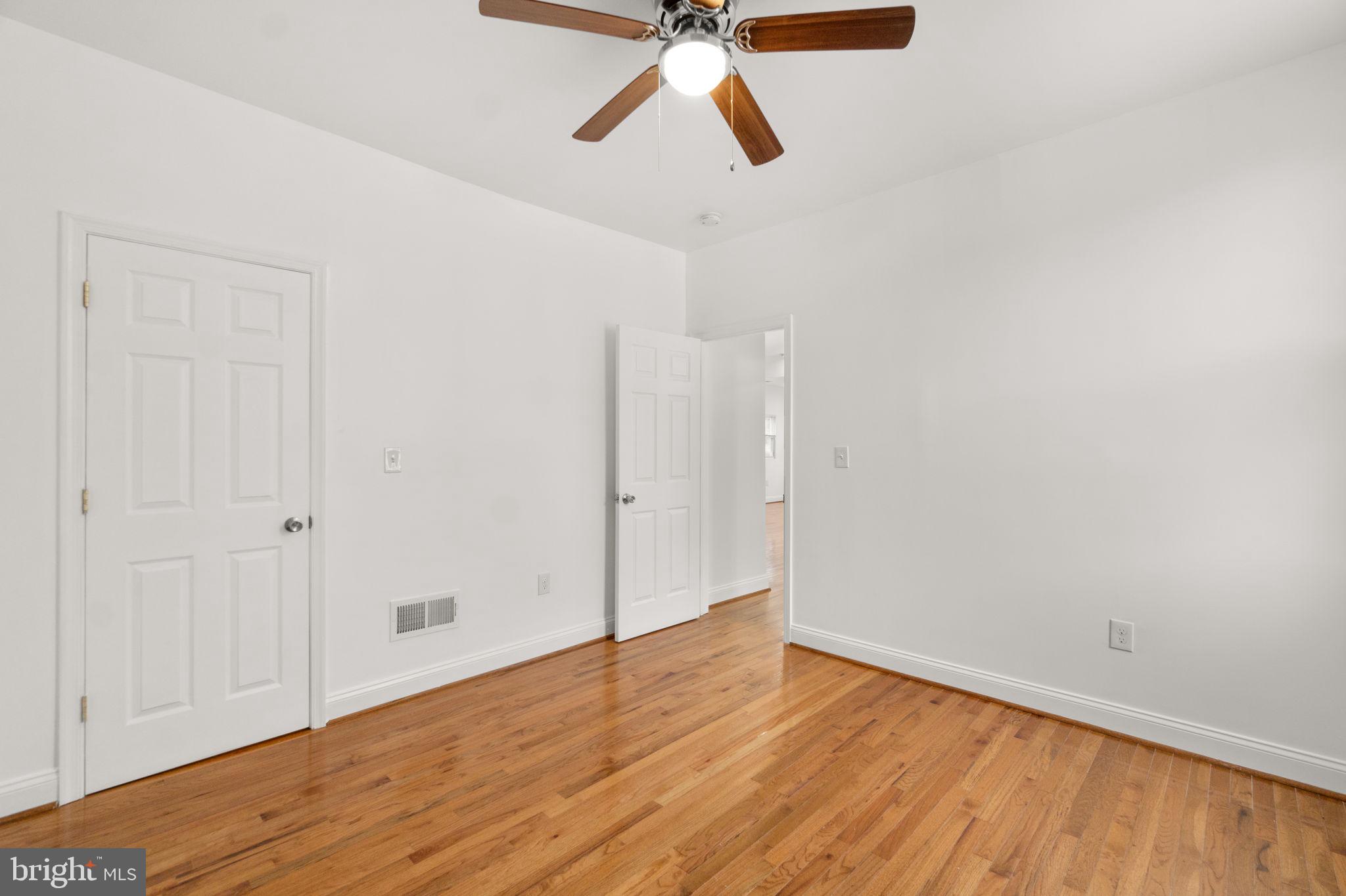 MORGAN PARK - Residential