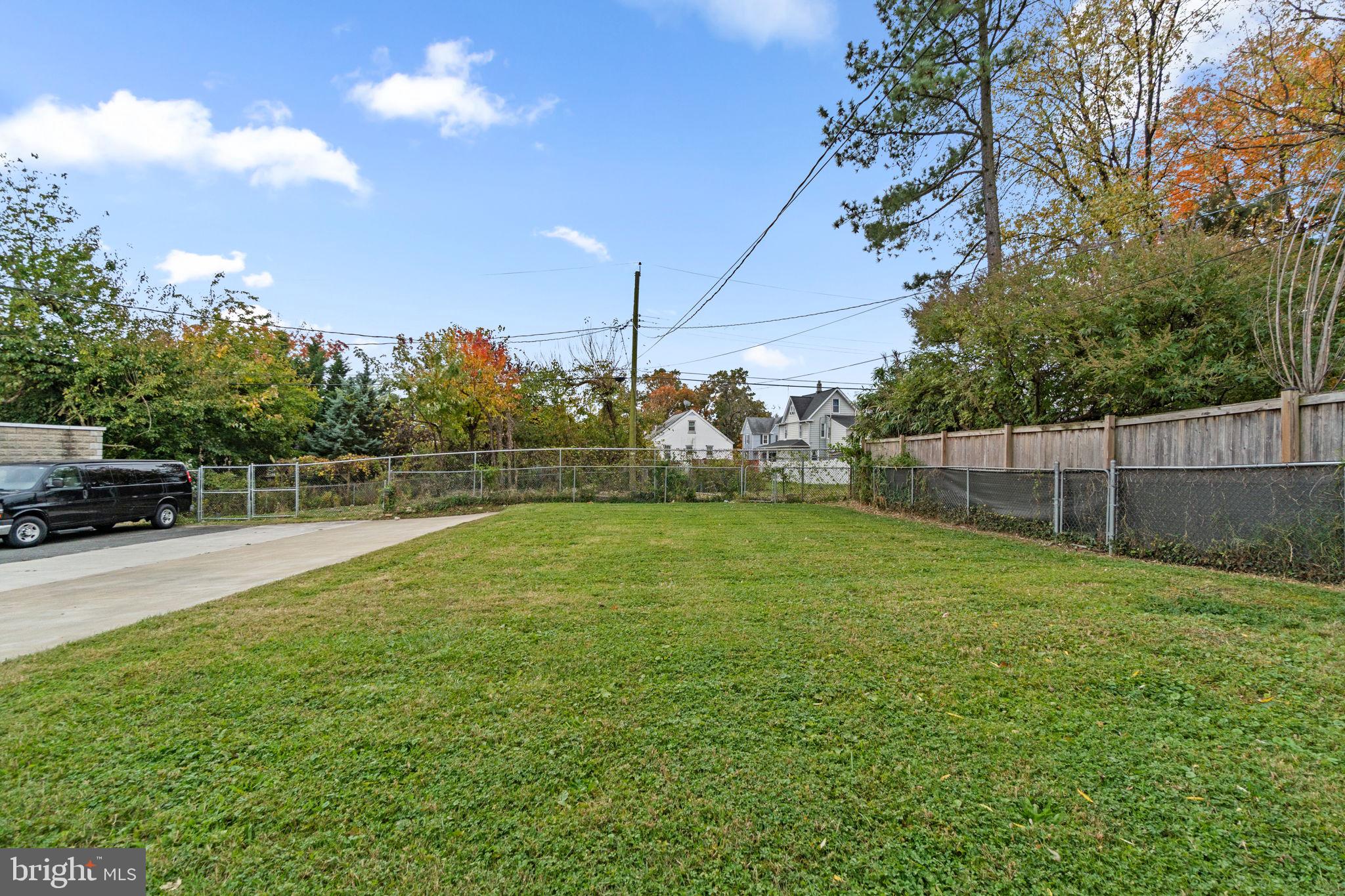 MORGAN PARK - Residential