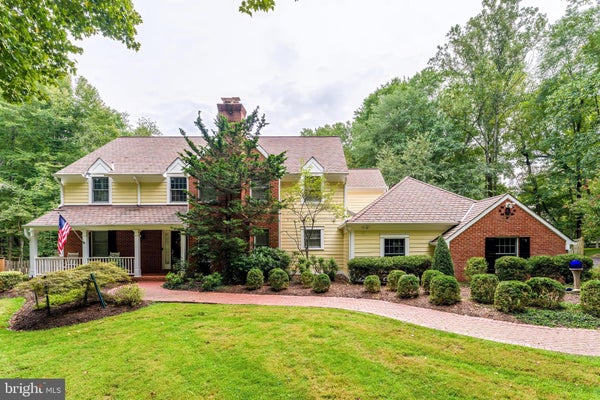 9709 ARNON CHAPEL RD, GREAT FALLS, VA 22066 - Image 5df40ce8fbcba3d182028e1384c5a3ee/4212759594