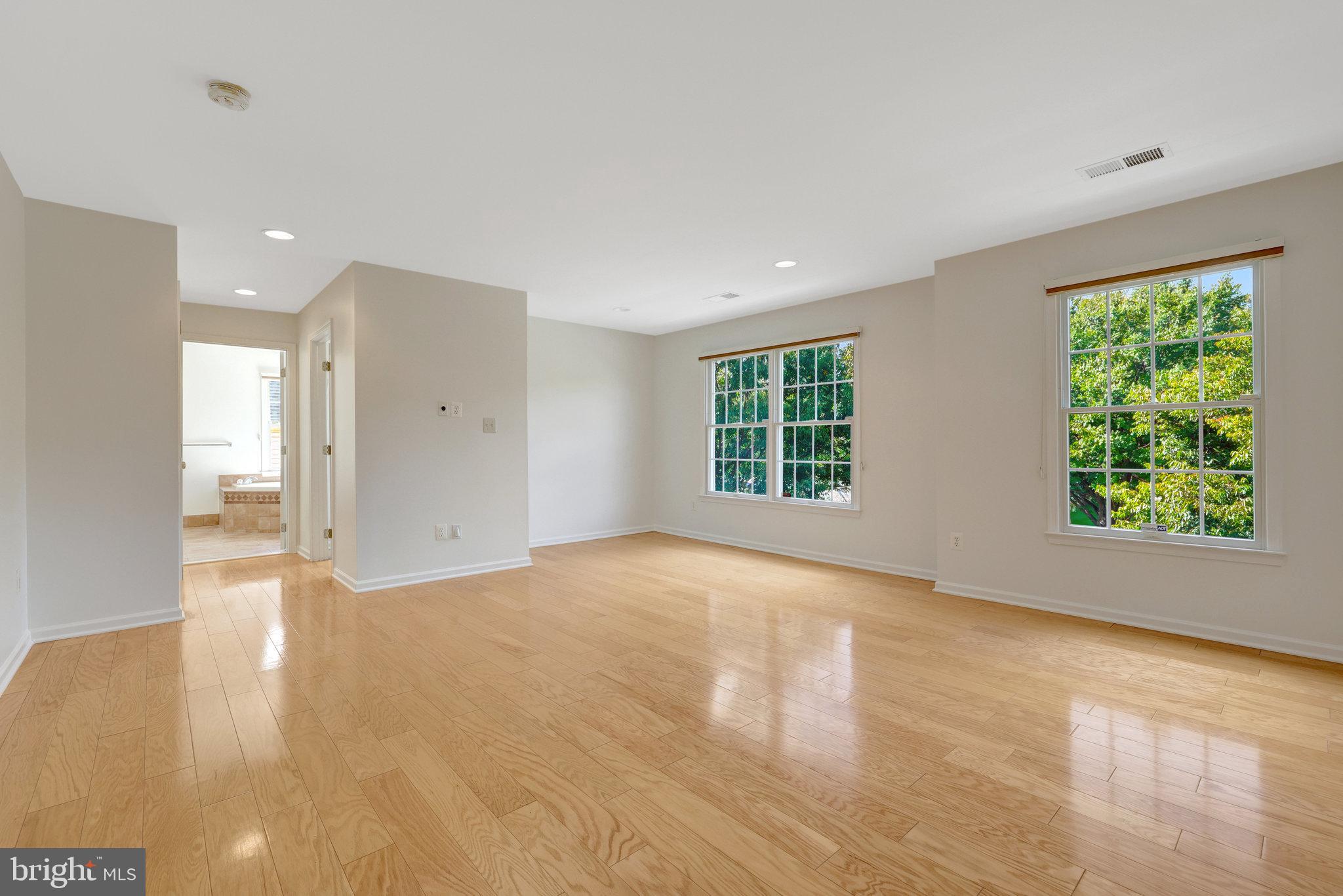 HUNT-BELMONT CNTRY CLUB - Residential